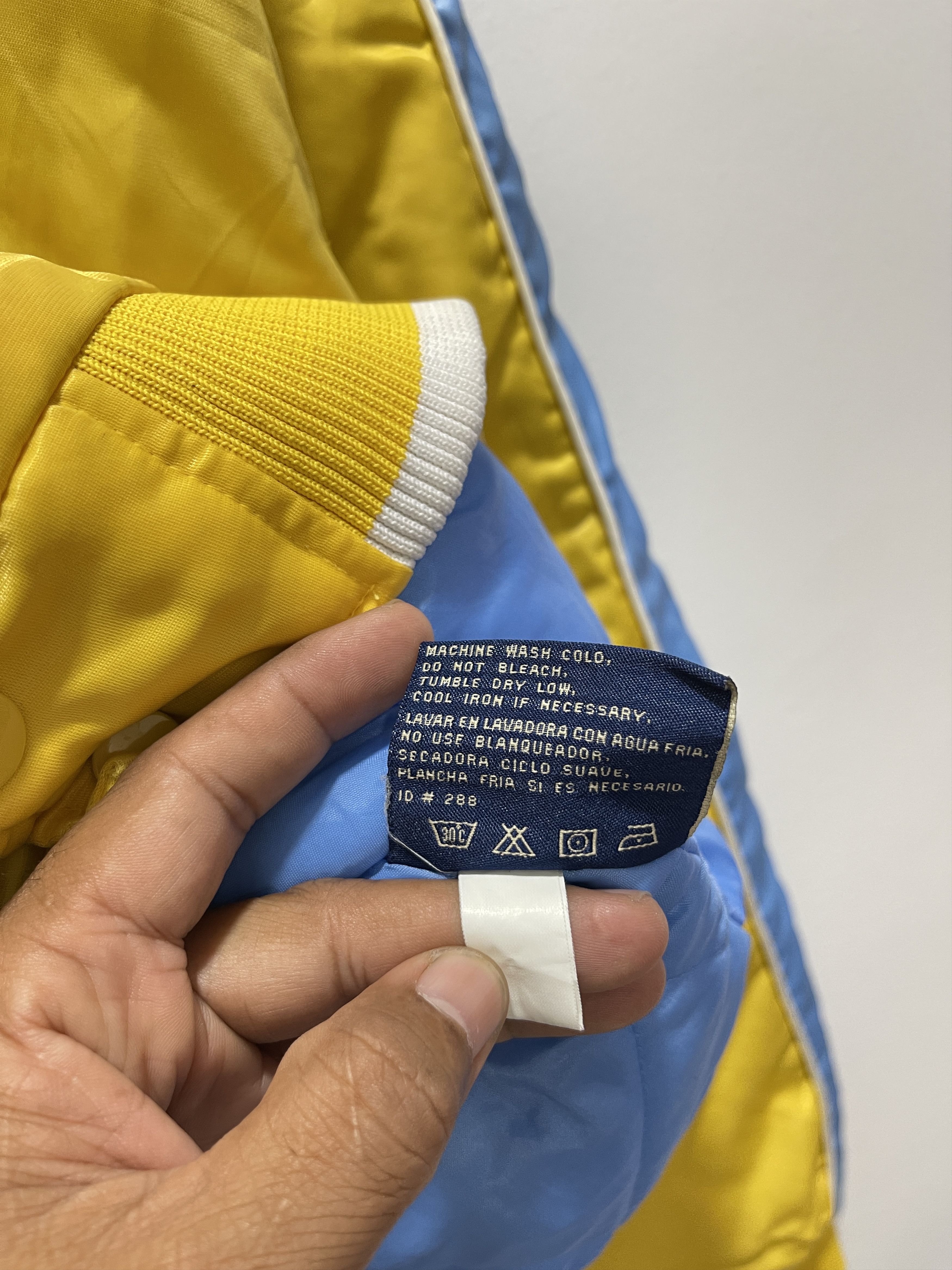 NBA × Vintage Vintage Minneapolis Laker NBA Oversized Varsity Jacket Size US XXL / EU 58 / 5 - 9 Thumbnail