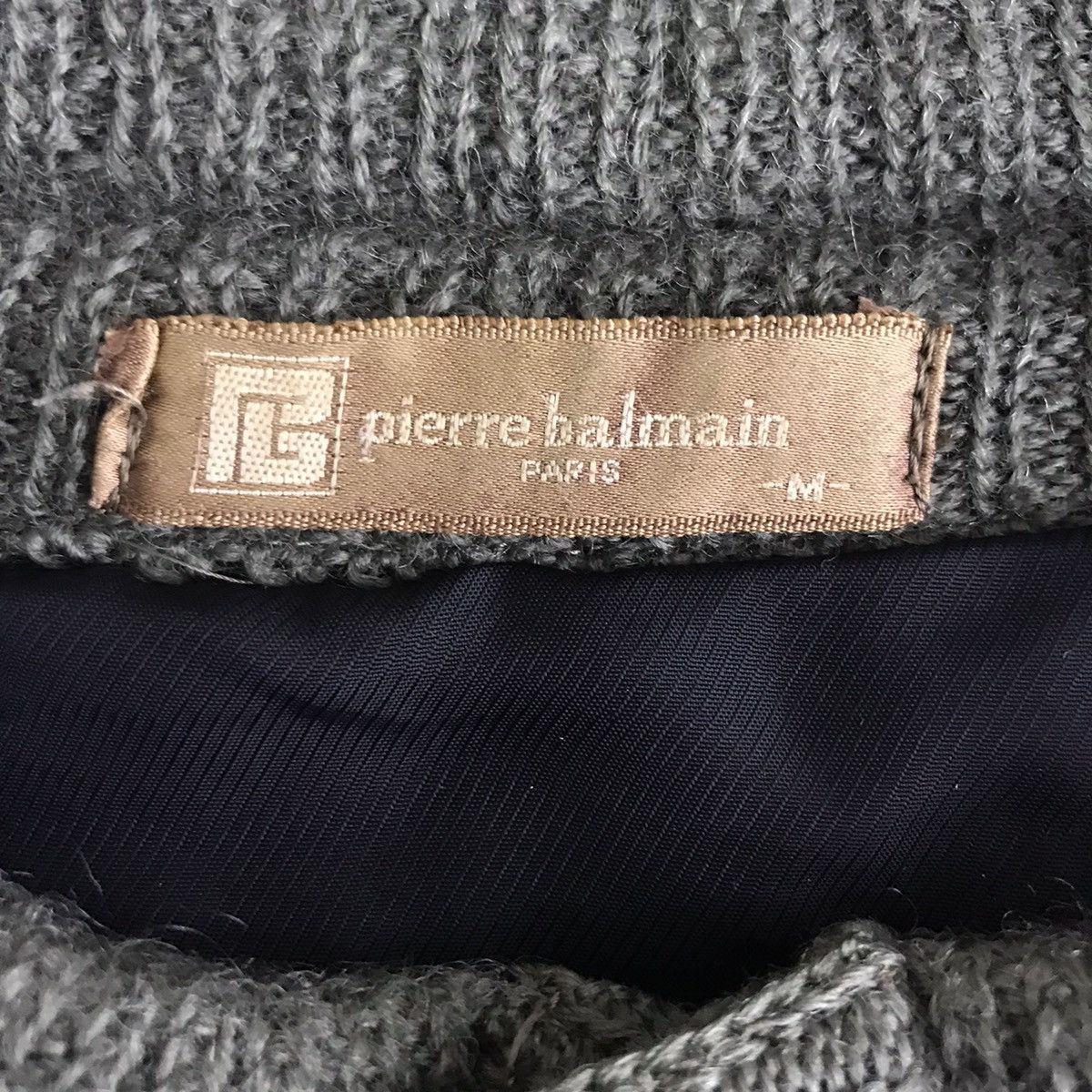 Pierre Balmain Vintage PIERRE BALMAIN PARIS Brand Designer Wool GreySweater Size US M / EU 48-50 / 2 - 5 Thumbnail
