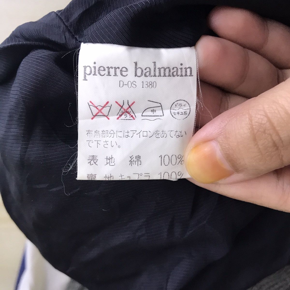 Pierre Balmain Vintage PIERRE BALMAIN PARIS Brand Designer Wool GreySweater Size US M / EU 48-50 / 2 - 6 Thumbnail