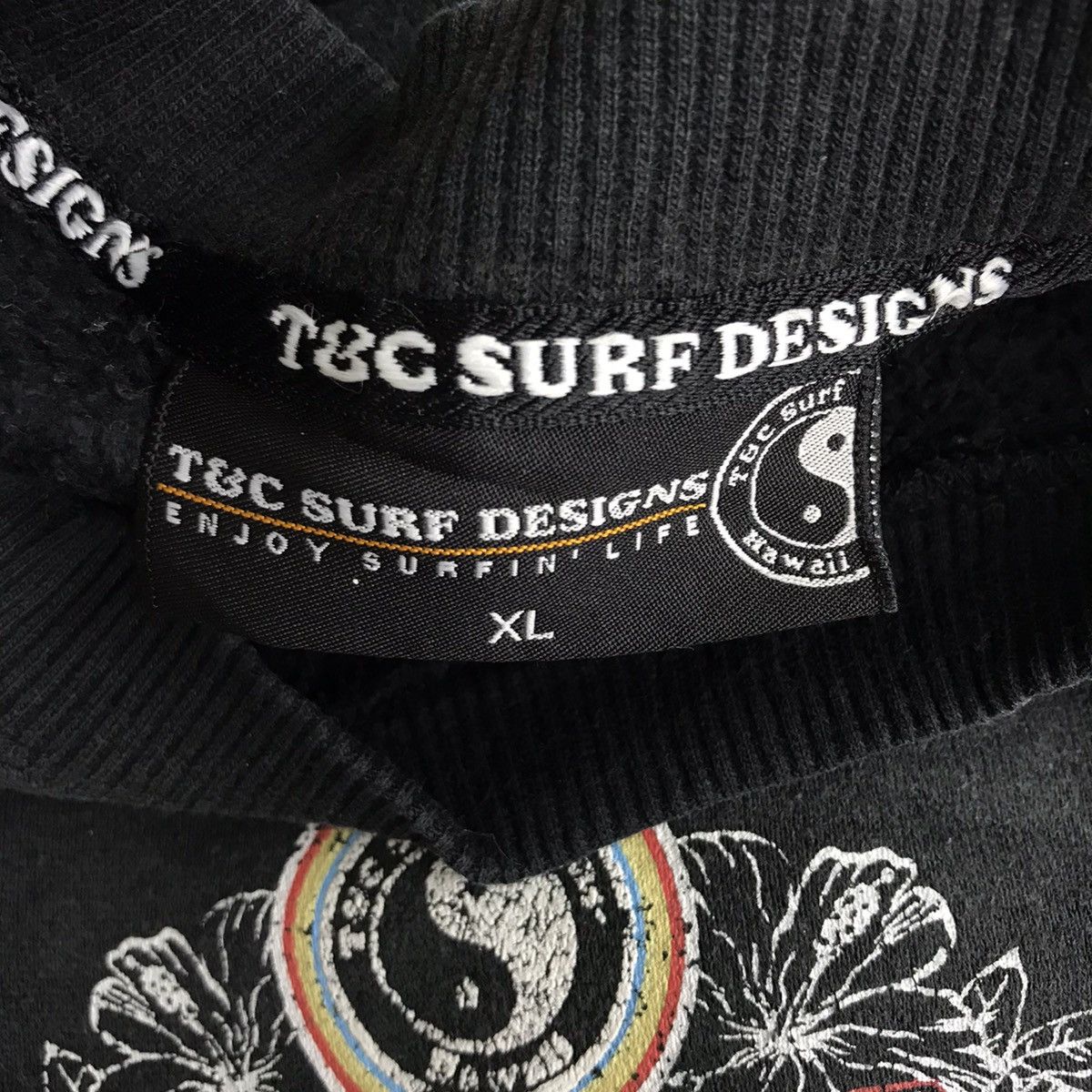 Vintage T&C Surf Design Hawaii USA SURFWEAR Surfing Sweatshirt Size US XL / EU 56 / 4 - 8 Thumbnail