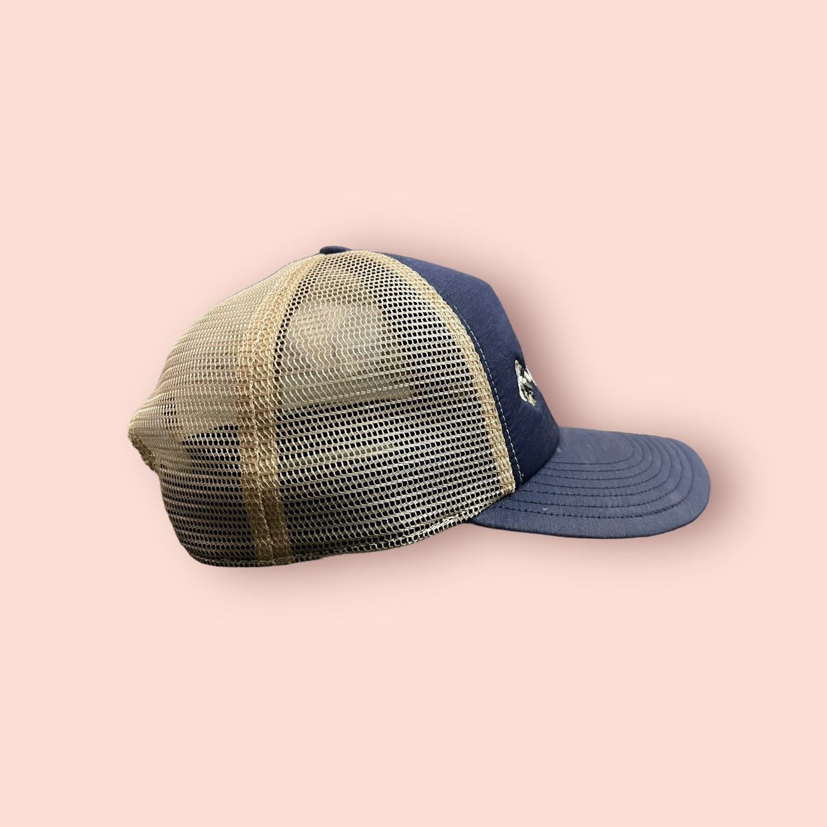 Columbia VINTAGE COLUMBIA CAMO EMBROIDERED TRUCKER SNAPBACK Size ONE SIZE - 11 Thumbnail