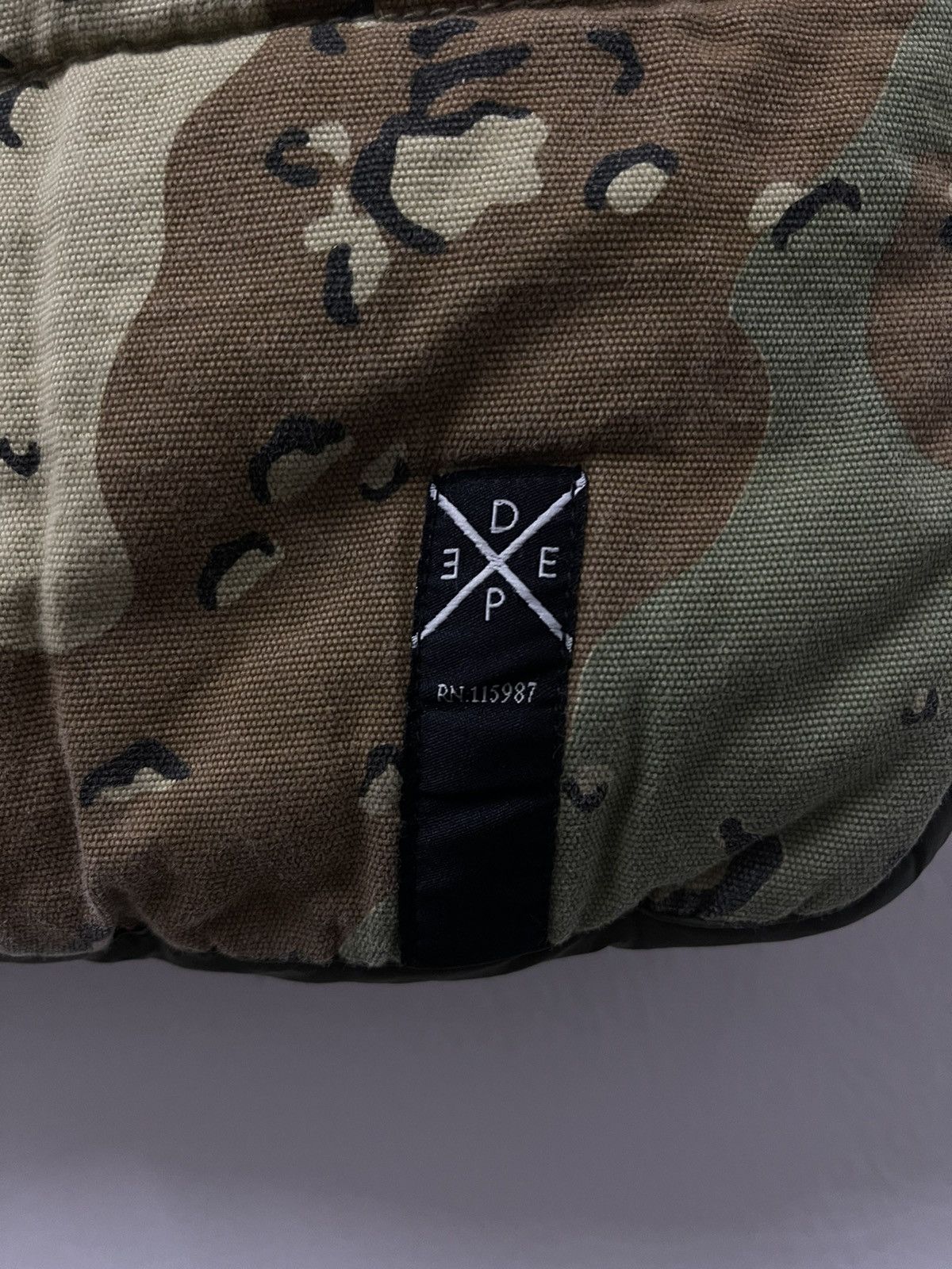 10 Deep × Vintage Vintage 10 Deep Camo Flauge Down Puffer Vest Size US XS / EU 42 / 0 - 7 Thumbnail