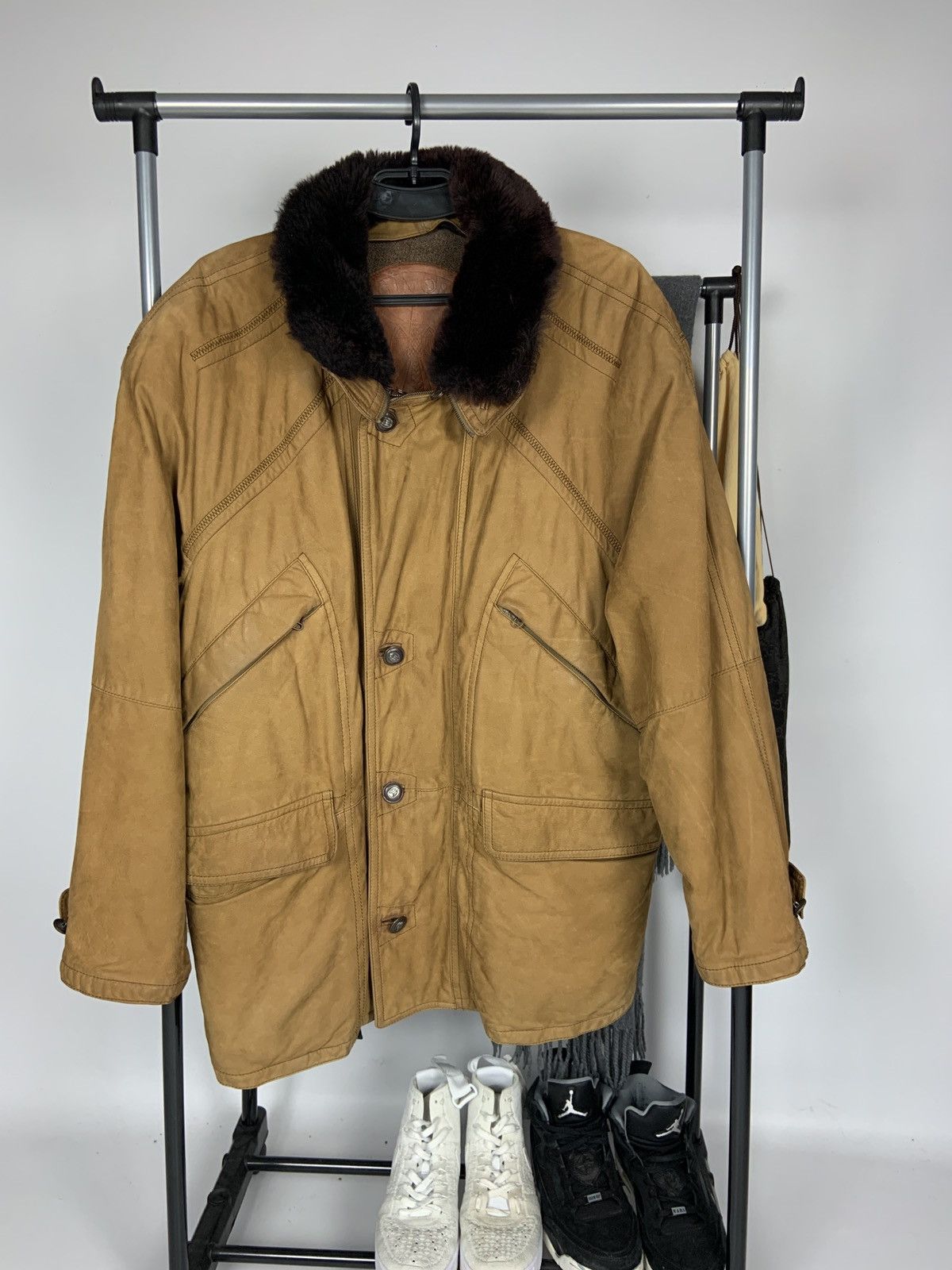 GIMO’S vintage really 80s 70s leather jacket