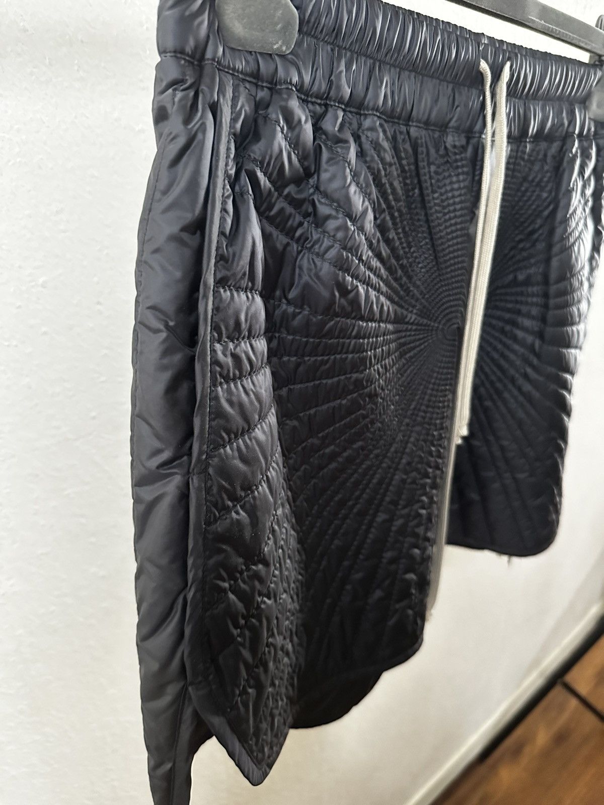 Moncler × Rick Owens Very rare Rick Owens x Moncler quilted boxer shorts Size US 28 / EU 44 - 4 Thumbnail