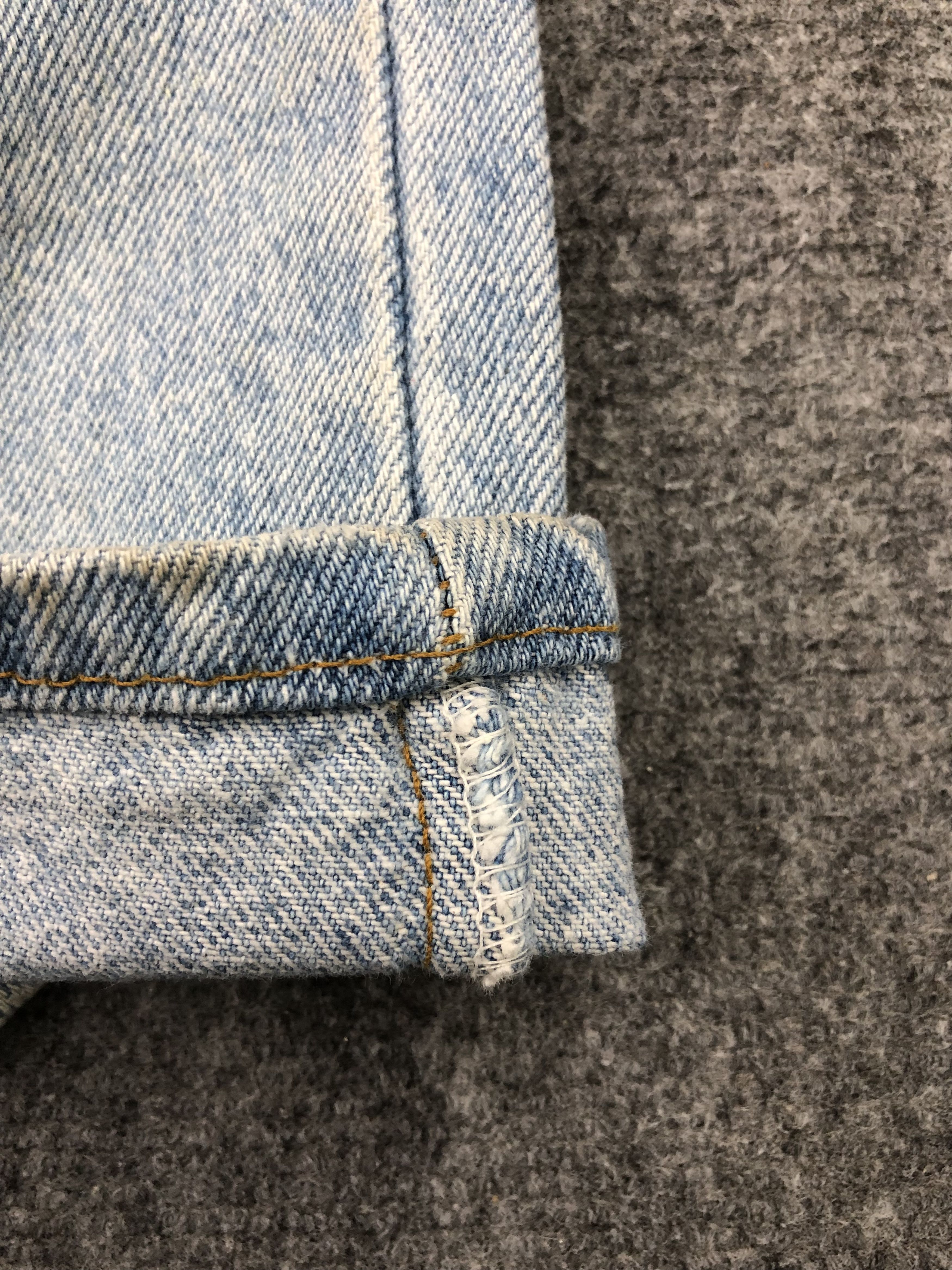Levi's × Vintage Vintage 90s Levis 505 Light Wash Jeans Size US 32 / EU 48 - 9 Thumbnail