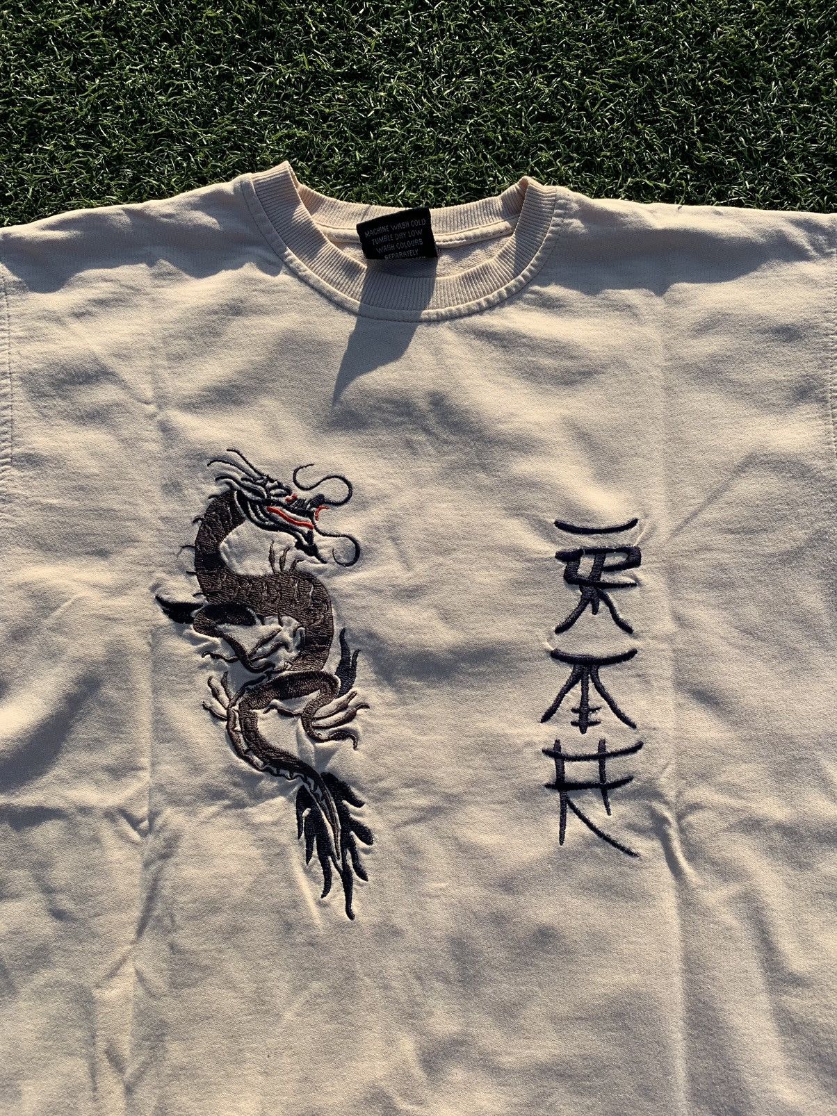 Japanese Brand × Vintage Vintage Japanese Brand Dragon T-Shirt Japan Oversized Tee Size US M / EU 48-50 / 2 - 2 Thumbnail