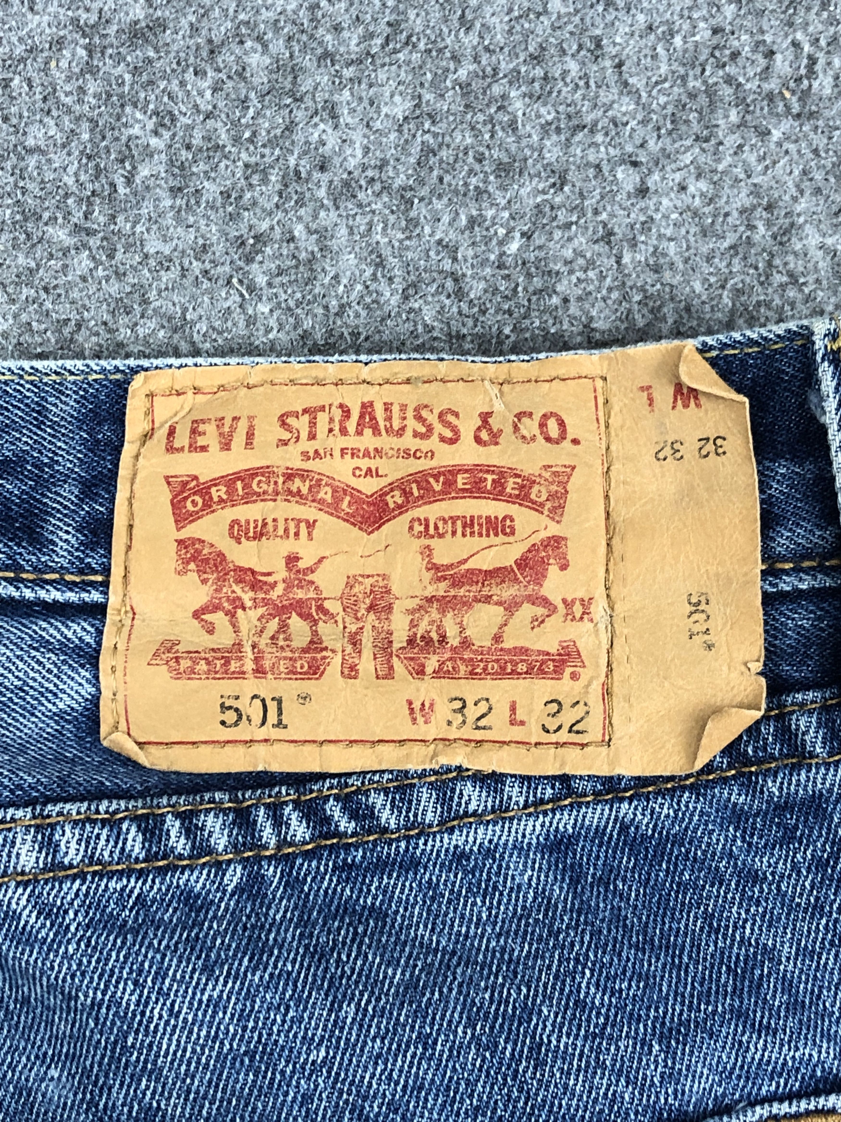 Levi's Vintage Levis 501 Faded Blue Jeans DP1337 Size US 33 - 5 Thumbnail
