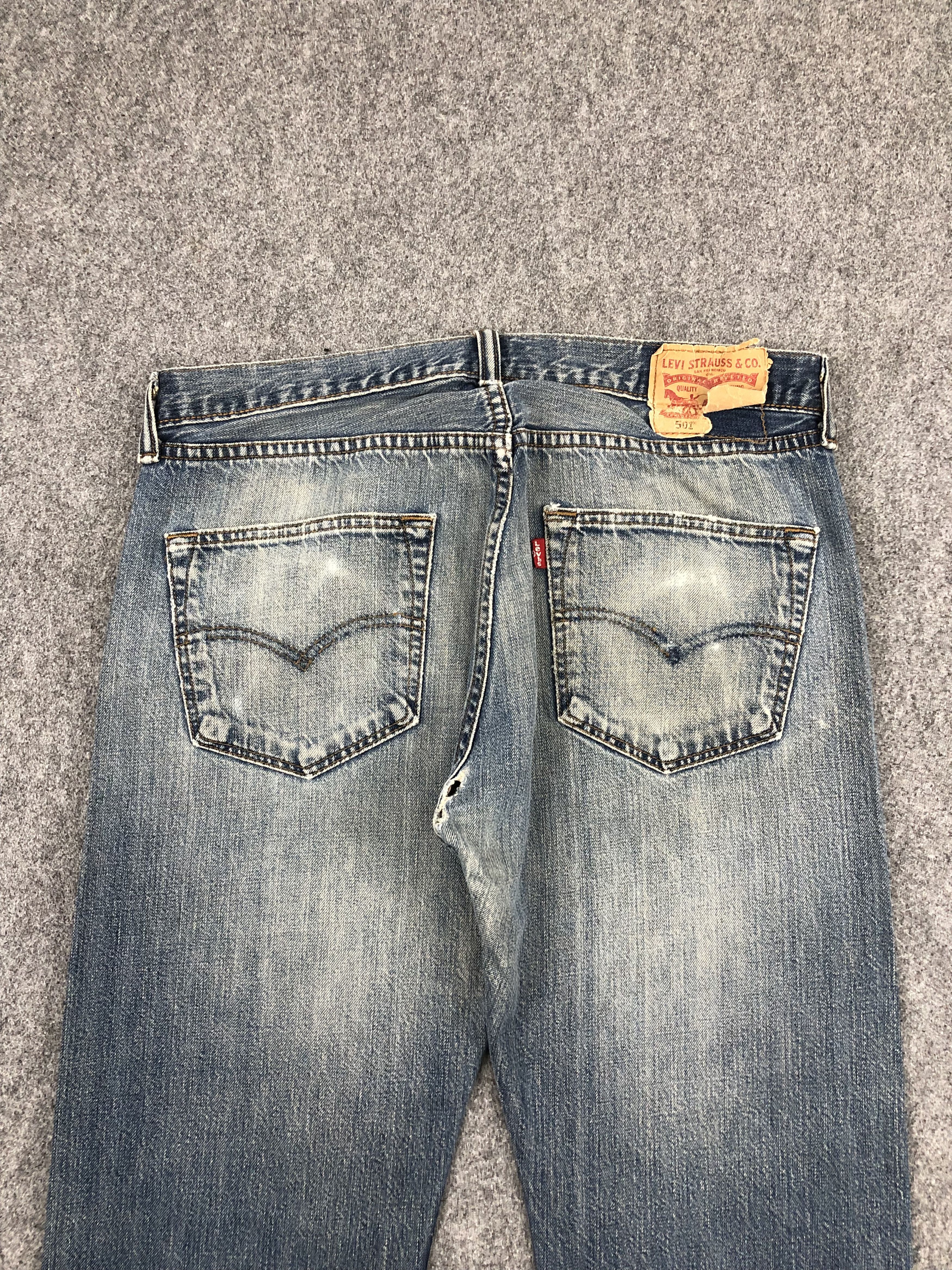 Levi's Vintage Levis 501 Faded Blue Jeans DP1344 Size US 33 - 4 Thumbnail