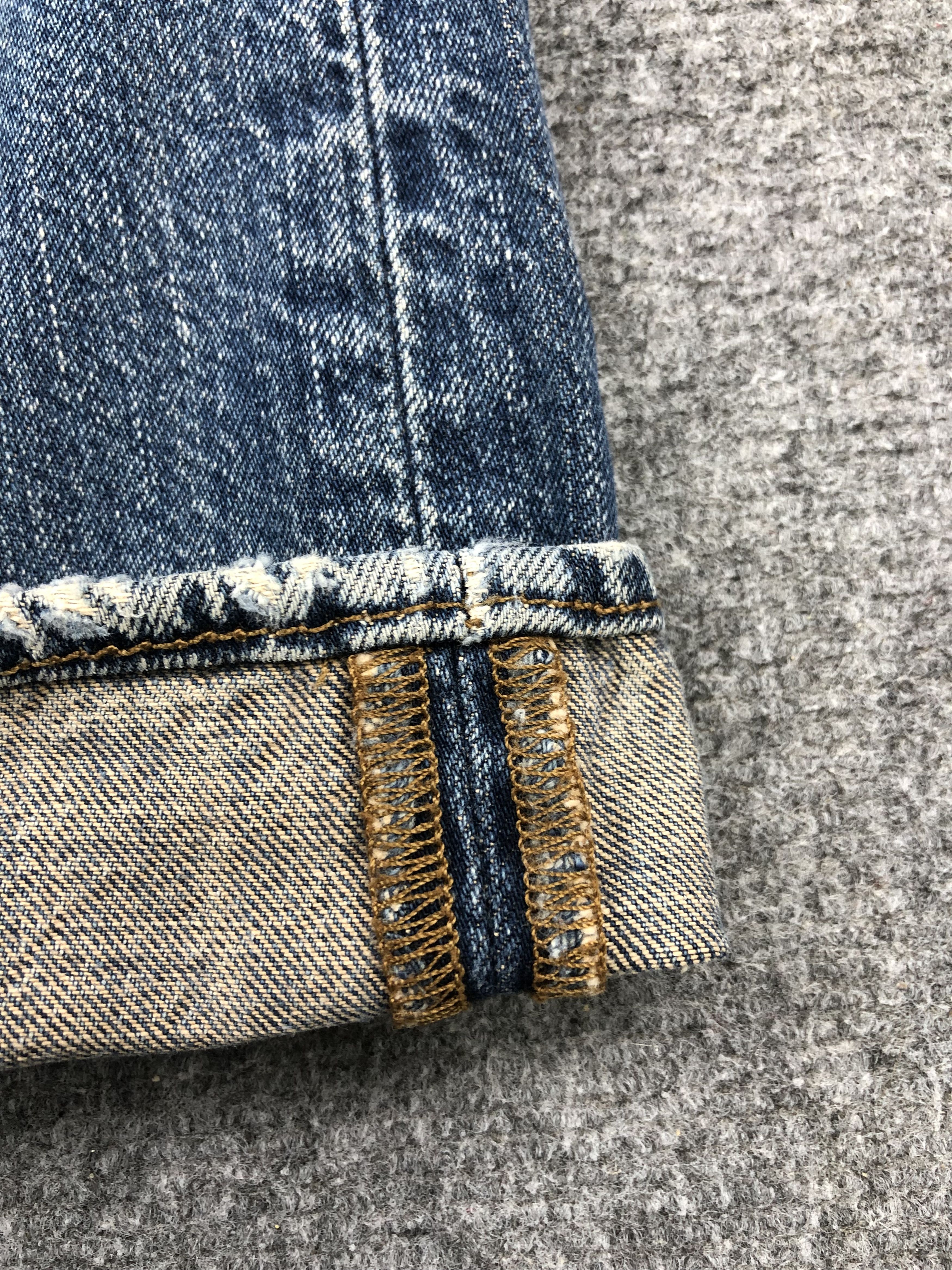 Levi's Vintage Levis 501 Faded Blue Jeans DP1344 Size US 33 - 9 Thumbnail