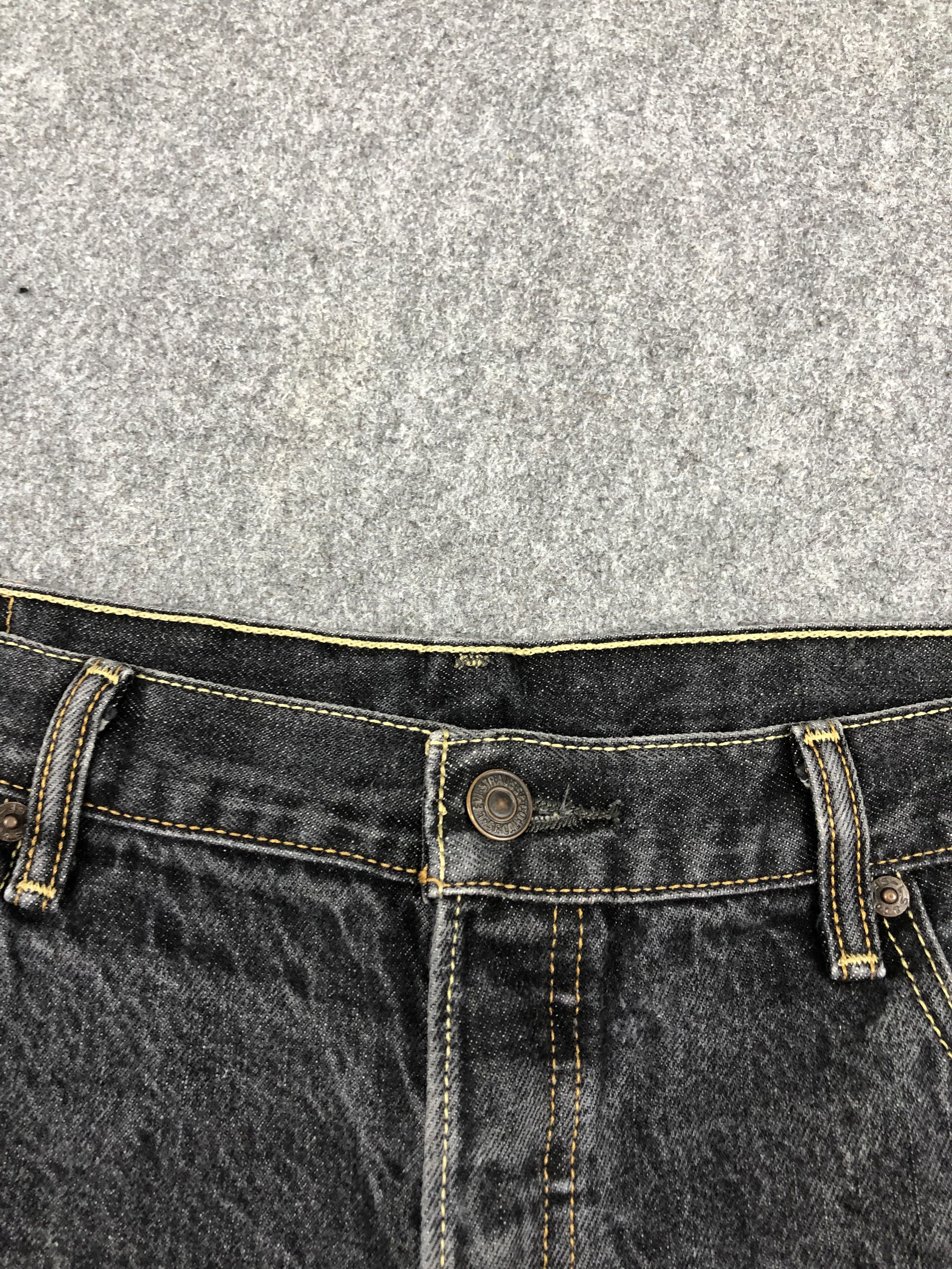 Levi's × Vintage Vintage Levis 501 Faded Black Short Jeans Size US 36 / EU 52 - 7 Thumbnail