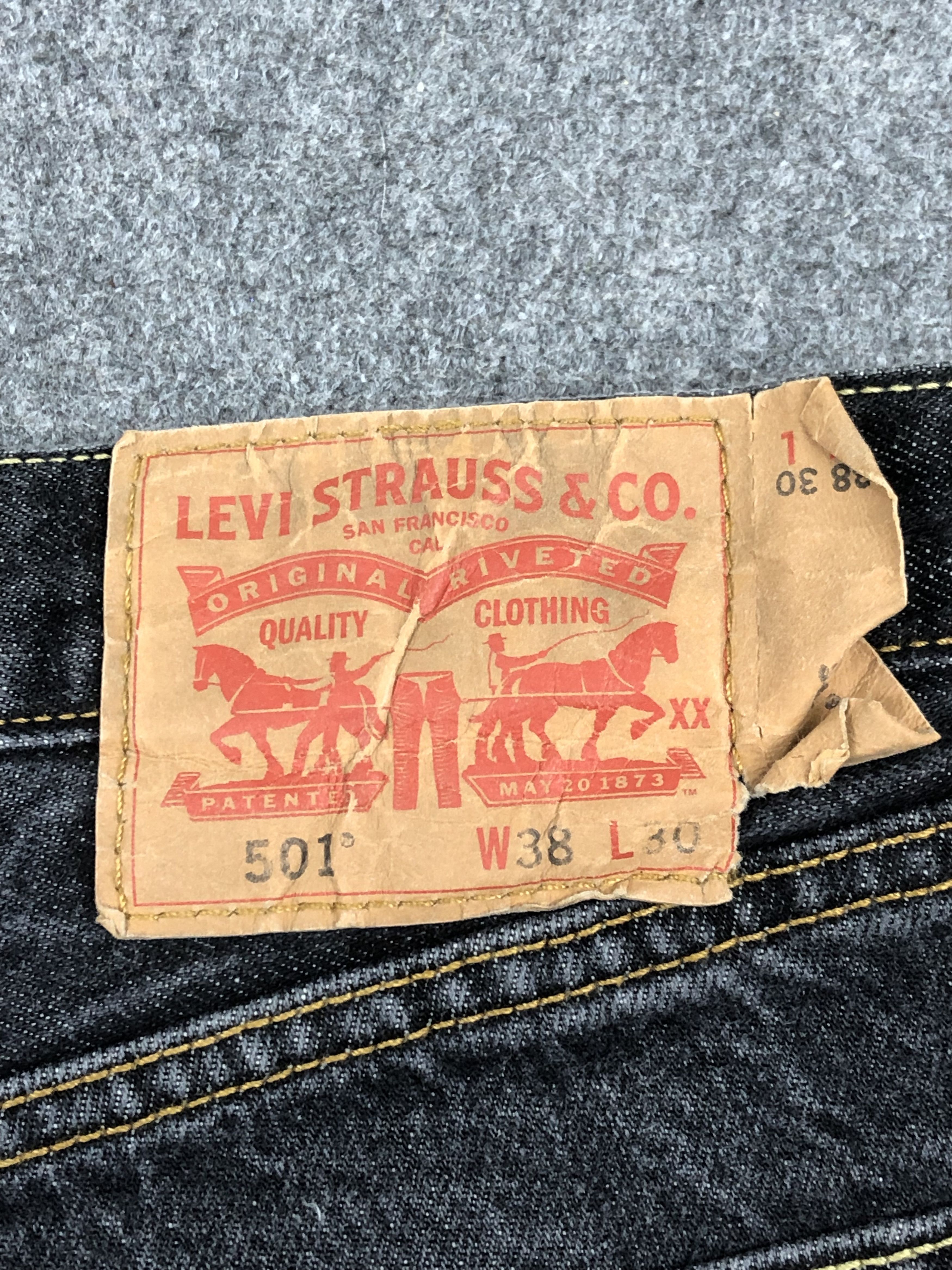 Levi's × Vintage Vintage Levis 501 Faded Black Short Jeans Size US 36 / EU 52 - 4 Thumbnail