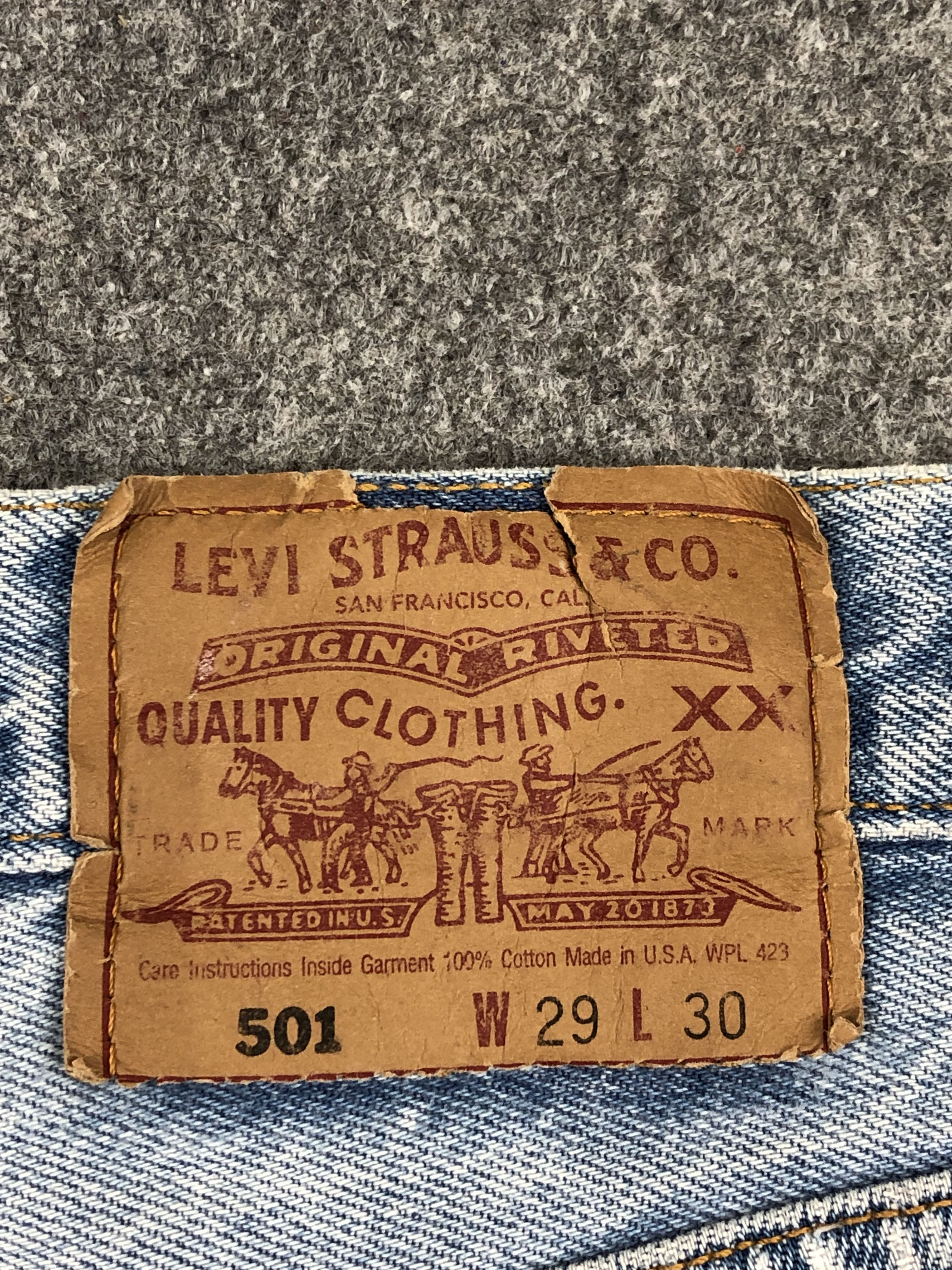 Levi's × Vintage Vintage Levis 501 Faded Blue Cropped Jeans Size US 33 - 3 Thumbnail