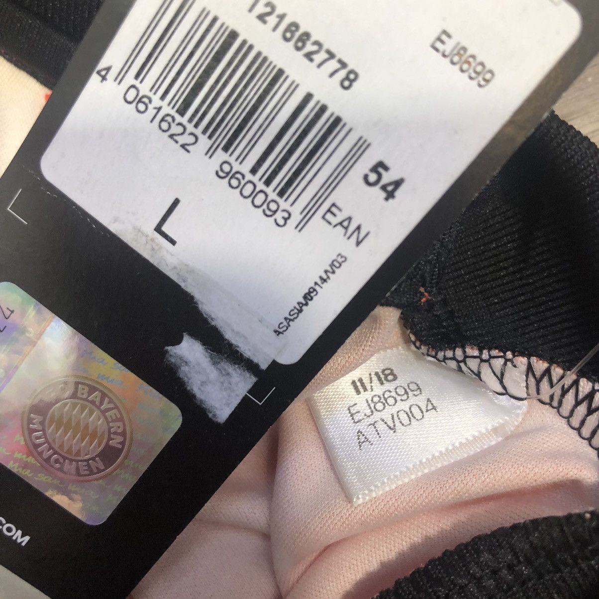 Bayern Munich 2019 EA sports special jersey (Bnwt)