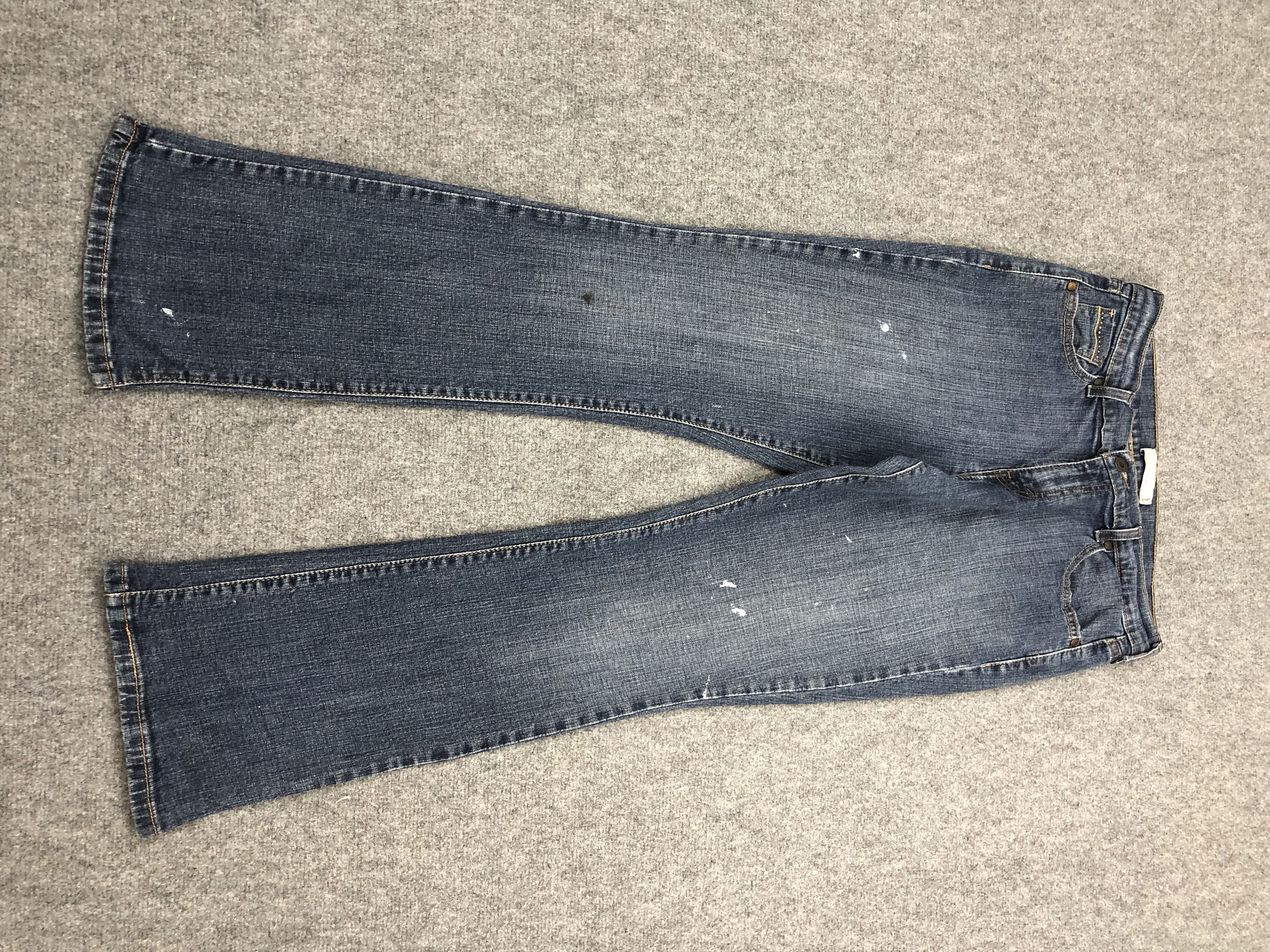 image of Bell Bottom Vintage Levis 515 Flared Bootcut Jeans in Blue Denim, Men's (Size 32)