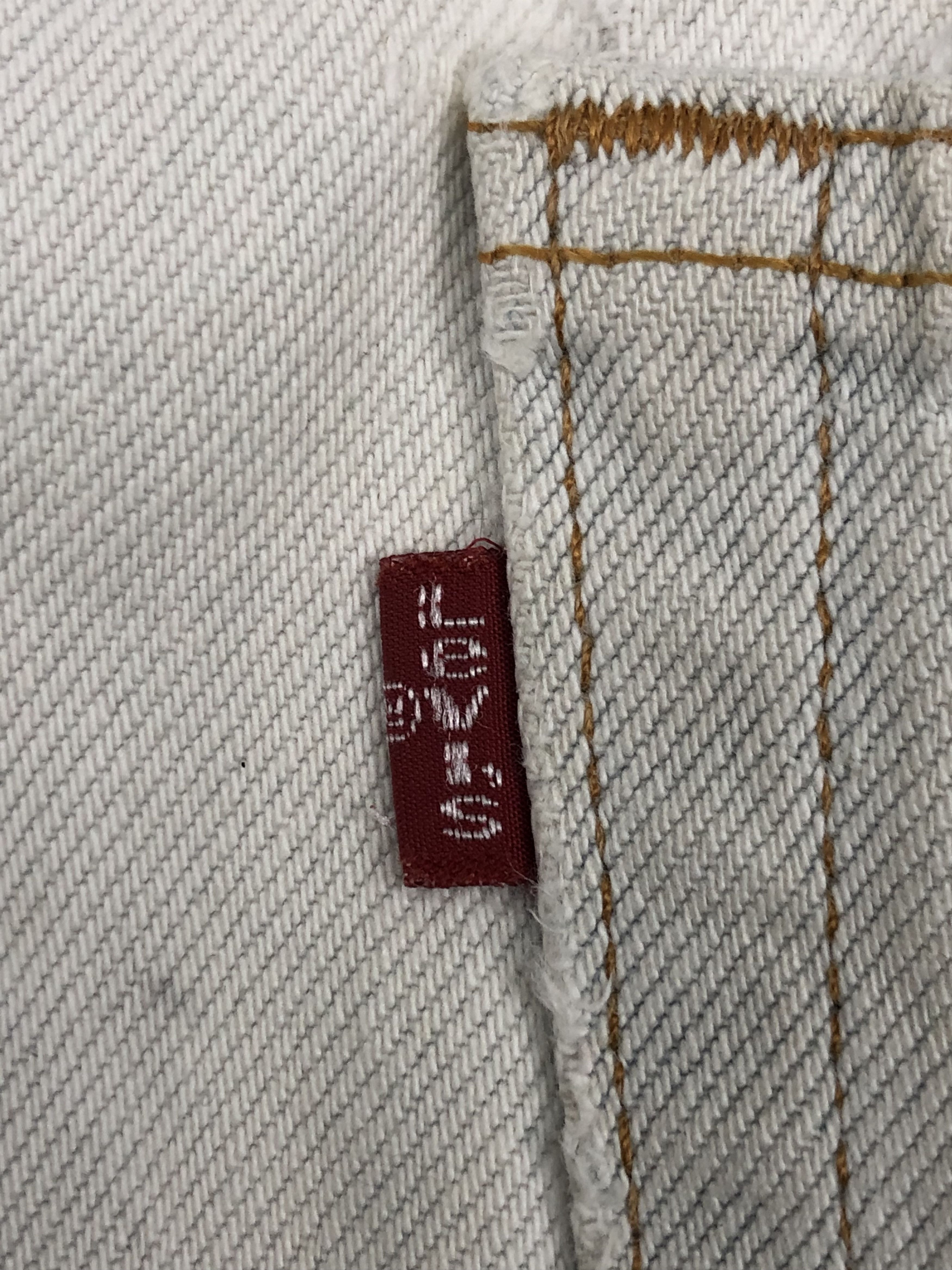 Levi's × Vintage Vintage 90s Levis 505 Light Wash Jeans Size US 38 / EU 54 - 8 Thumbnail