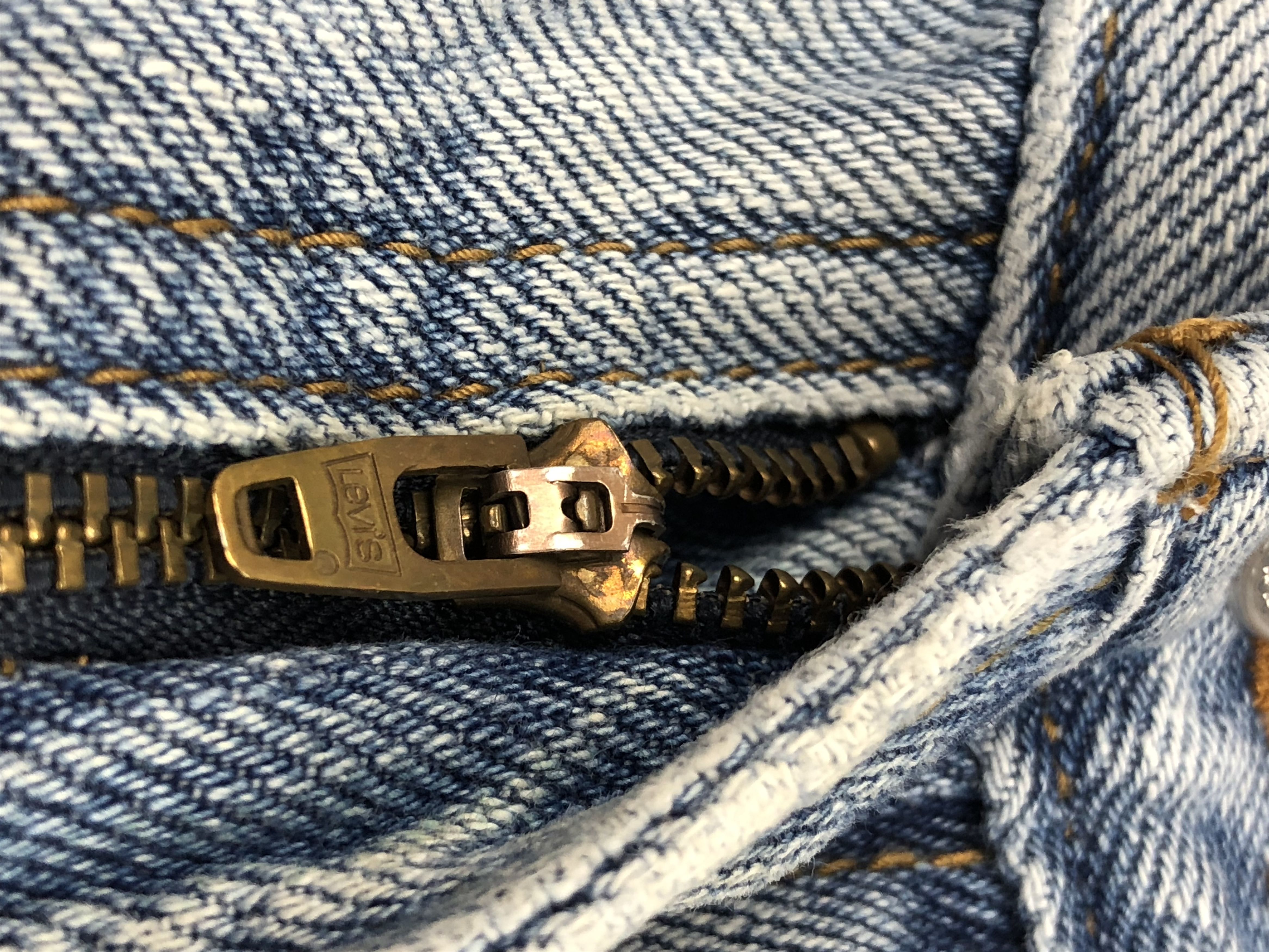 Levi's Vintage Levis 550 Faded Blue Jeans DP1359 Size US 38 / EU 54 - 10 Thumbnail