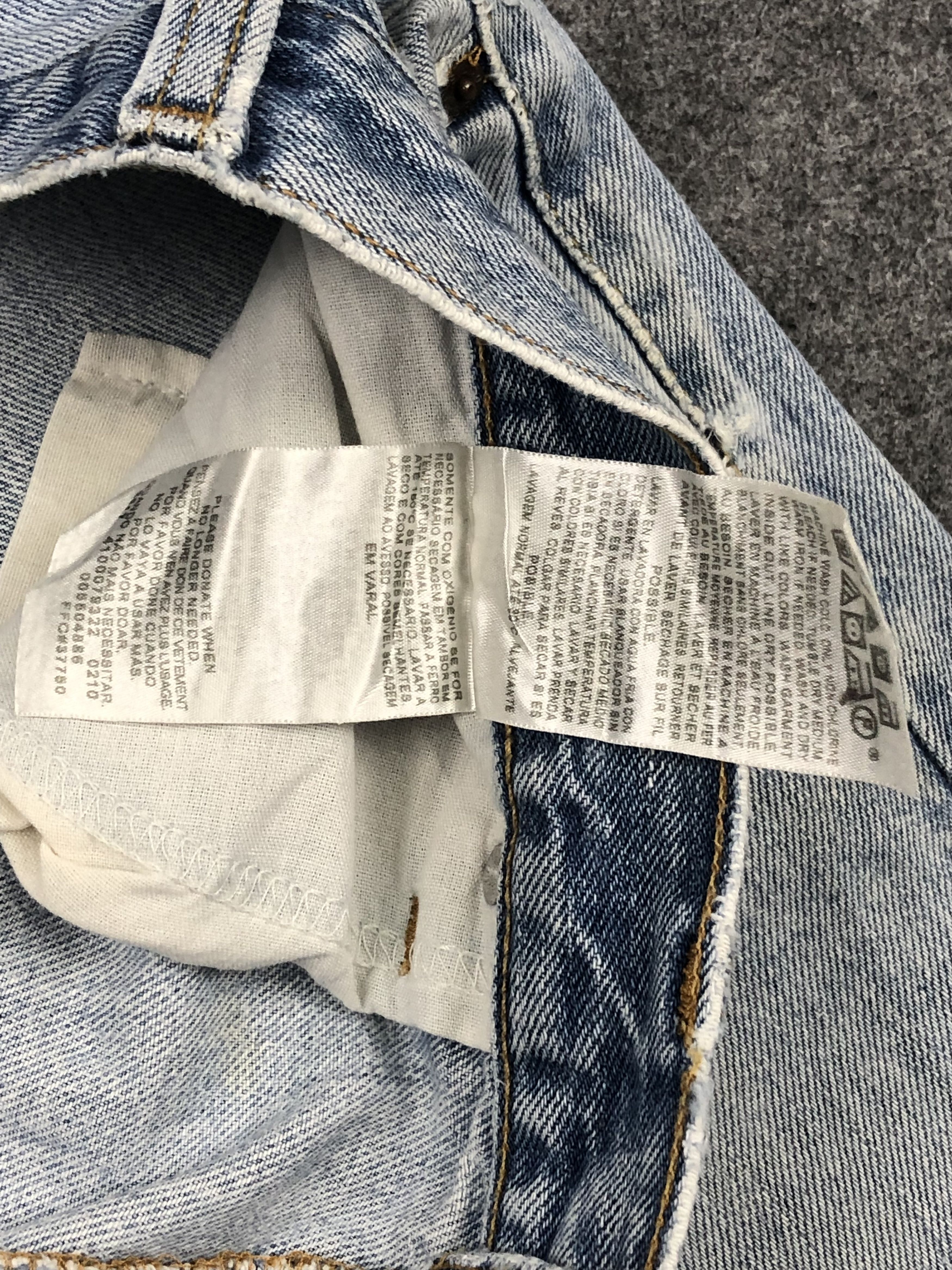 Levi's Vintage Levis 550 Faded Blue Jeans DP1522 Size US 36 / EU 52 - 10 Thumbnail
