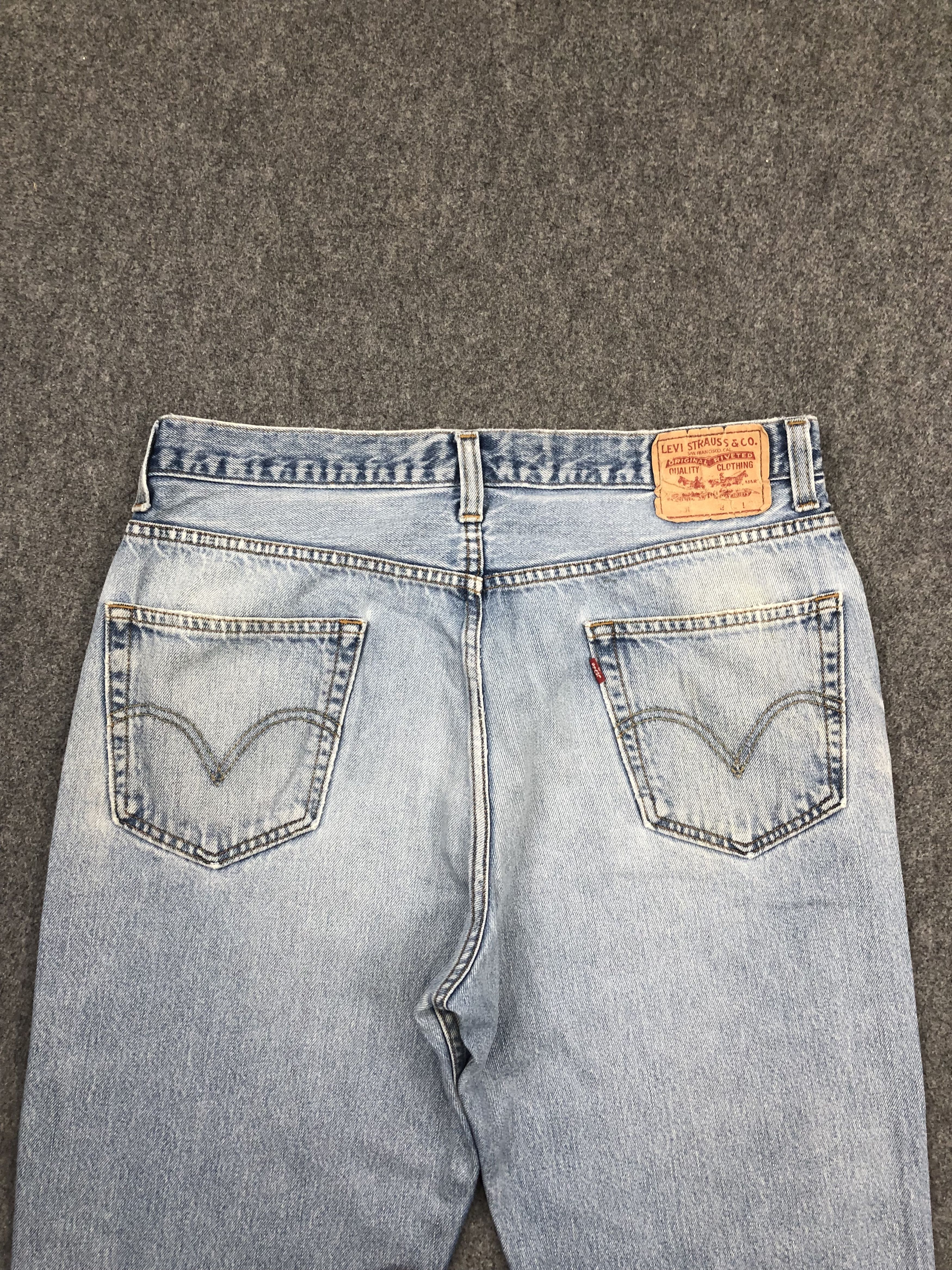 Levi's Vintage Levis 550 Faded Blue Jeans DP1522 Size US 36 / EU 52 - 4 Thumbnail