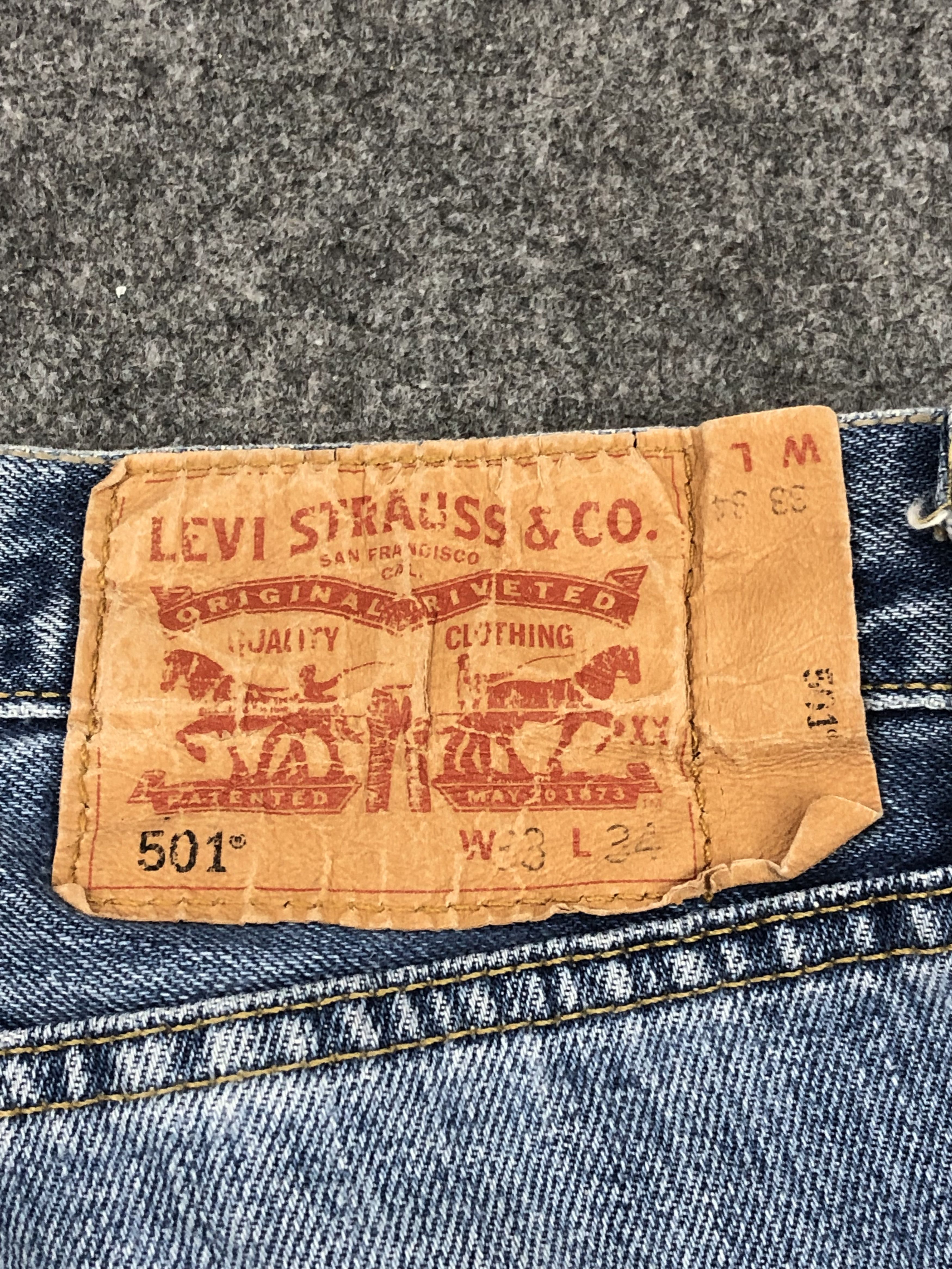 Levi's Vintage Levis 501 Faded Blue Jeans DP1525 Size US 33 - 4 Thumbnail