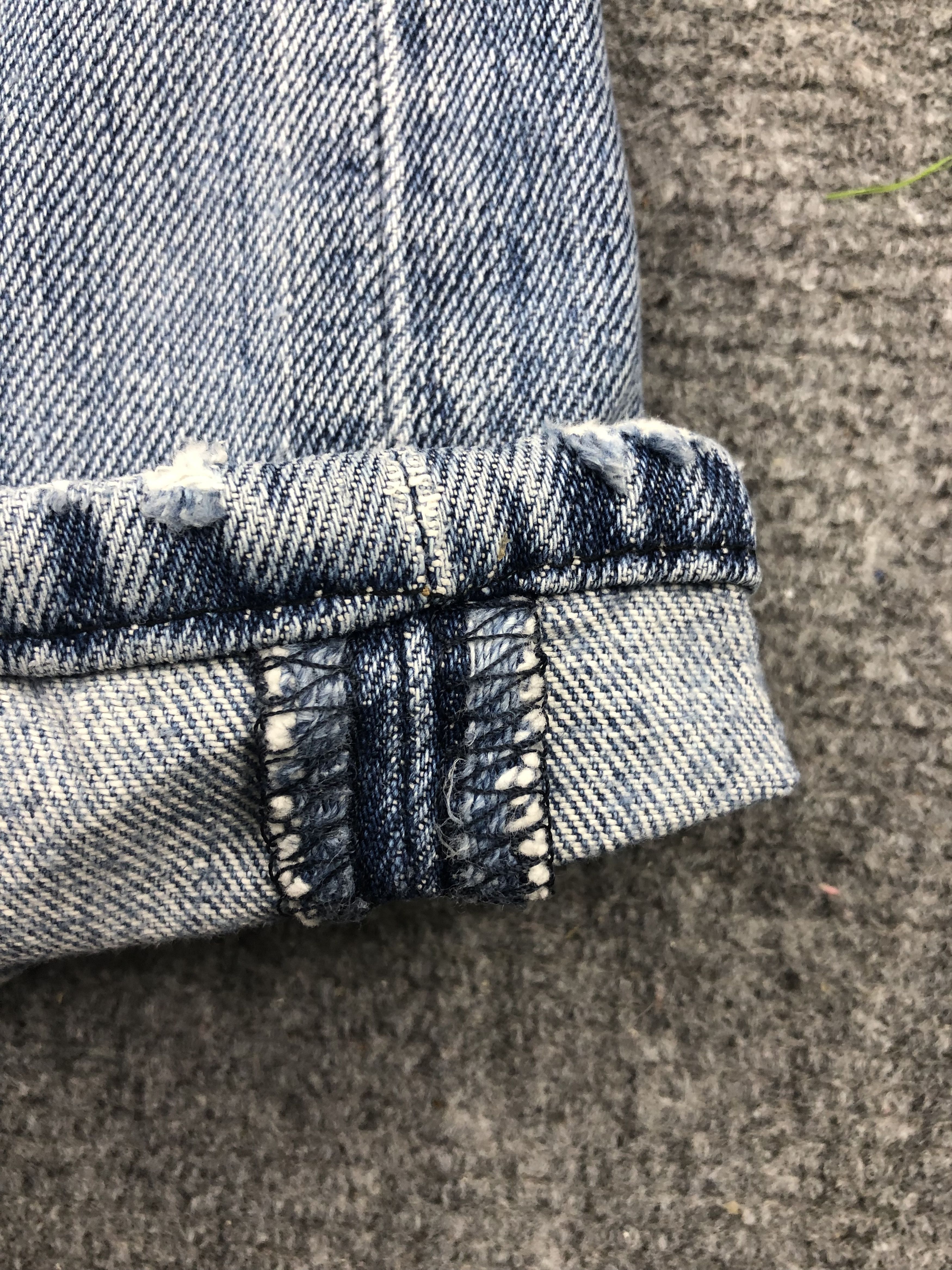 Levi's Vintage Levis 501 Faded Blue Jeans DP1525 Size US 33 - 8 Thumbnail