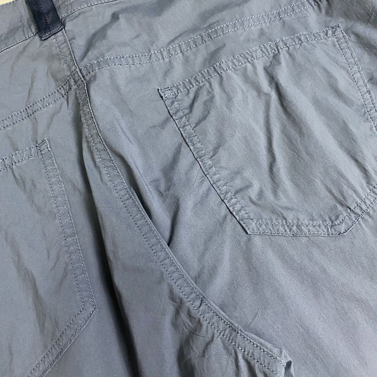 JW Anderson × Uniqlo J.W Anderson cargo slank pocket pant Size US 35 - 11 Thumbnail