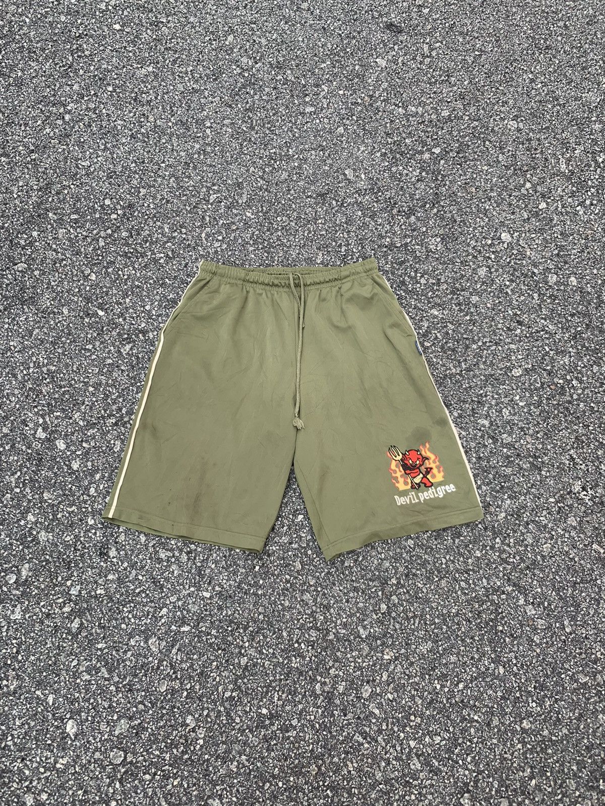 Vintage VINTAGE CHEEKY GANG DEVIL PEDIGREE GREEN SHORT PANTS | Grailed