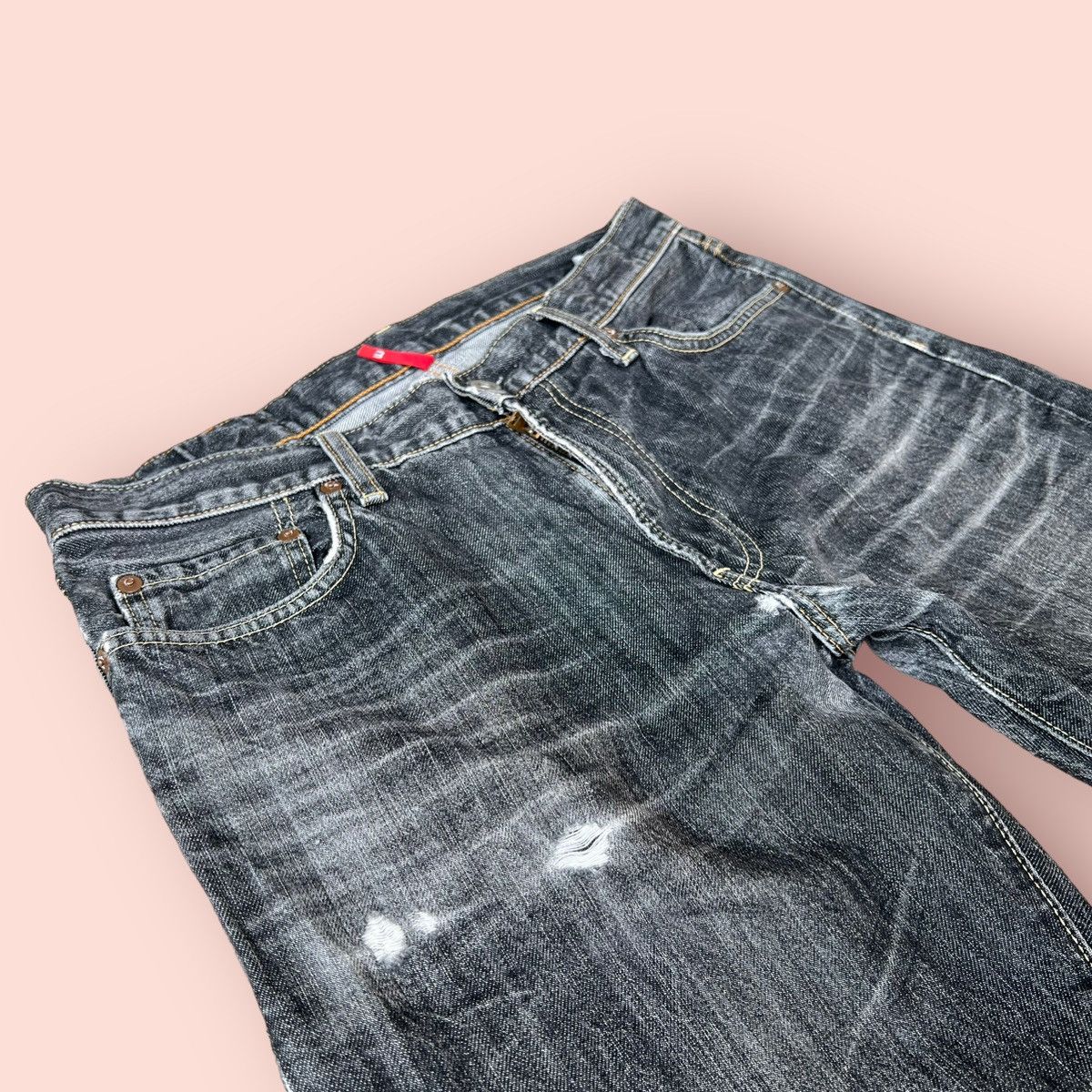 Jun Takahashi VINTAGE DISTRESSED UNIQLO UJ JUN TAKAHASHI JEANS Size US 31 - 15 Thumbnail
