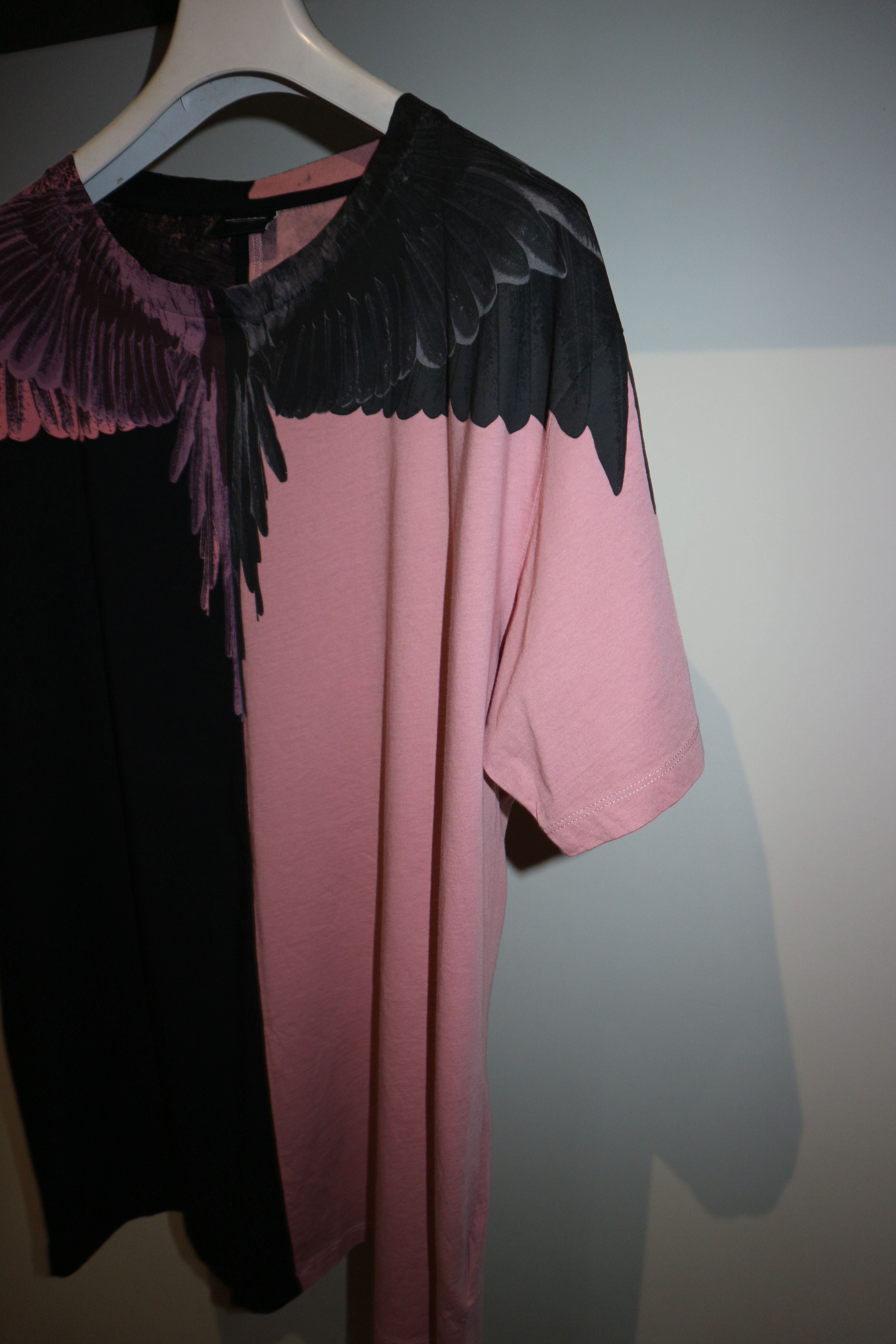 Marcelo Burlon Colorblock Oversized Alas print t-shirt *Brand new* Size US XXS / EU 40 - 2 Thumbnail