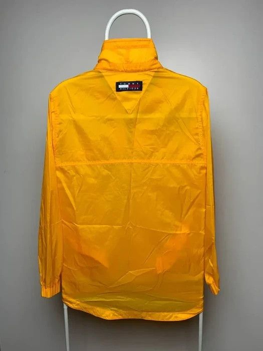 Tommy Hilfiger Tommy Hilfiger jacket vintage size S logo yellow raincoat Size US S / EU 44-46 / 1 - 2 Thumbnail