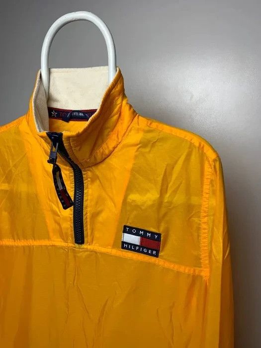 Tommy Hilfiger Tommy Hilfiger jacket vintage size S logo yellow raincoat Size US S / EU 44-46 / 1 - 4 Thumbnail