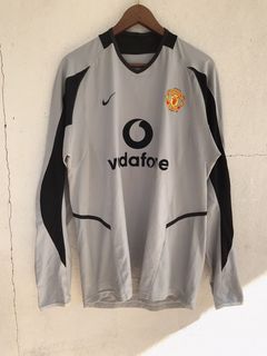 Manchester United Vodafone Training Kit (L) – LostKitsFC