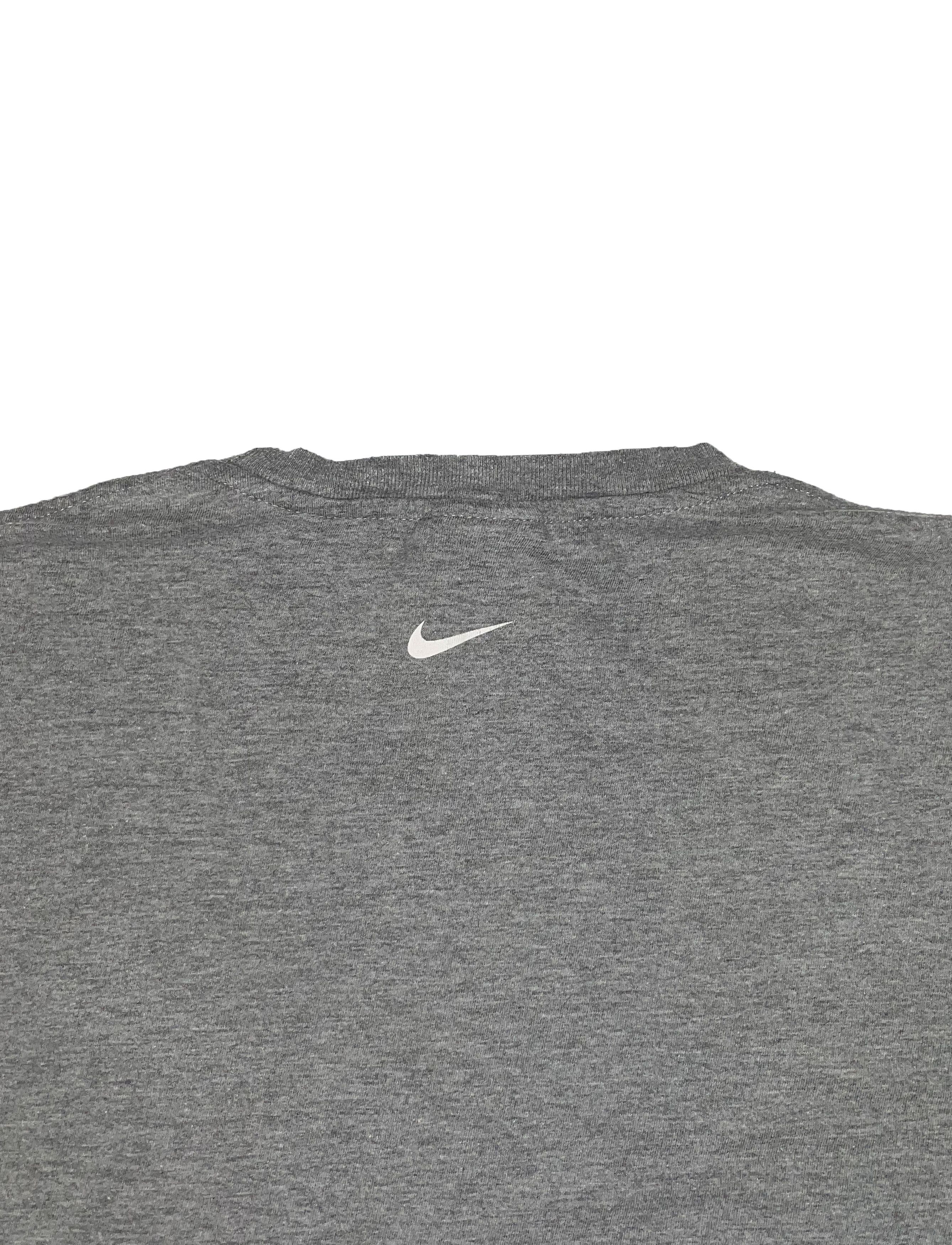 Nike 90s Vintage NIKE Silver Tag Grey T- Shirt M18 Size US XL / EU 56 / 4 - 5 Thumbnail