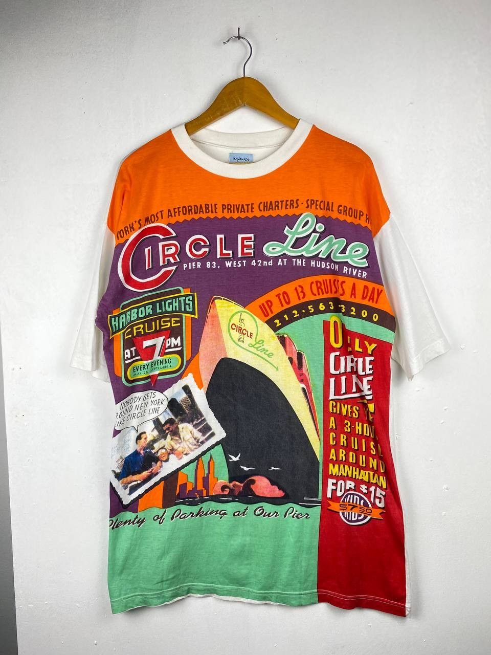 image of Art x Avant Garde Vintage Circle Line Fullprint T-Shirt Very Nice Design in White (Size Large)