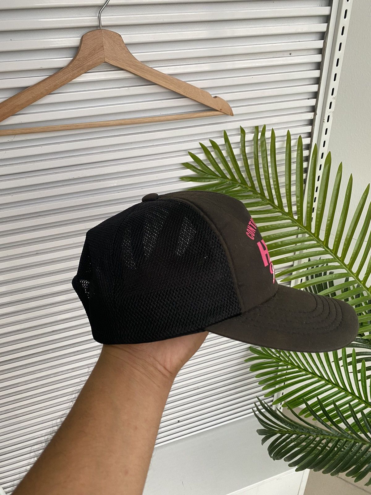 Hysteric Glamour XX Hysteric Glamour Logo Trucker Cap /Travis Flacko Scott Size ONE SIZE - 4 Thumbnail