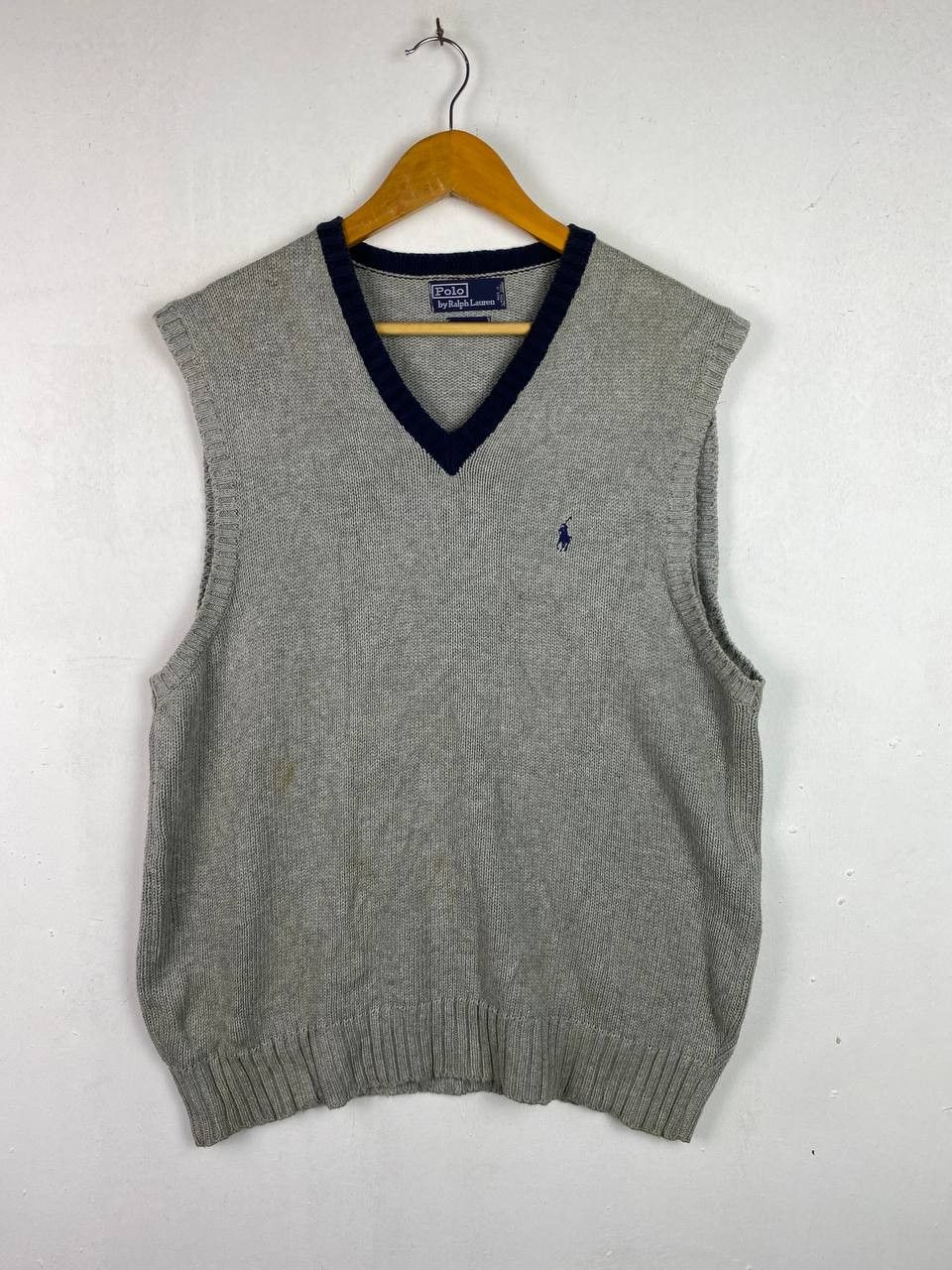 Polo Ralph Lauren Vintage Rare Polo Ralph Lauren Knitted Vest Nice Design Size US L / EU 52-54 / 3 - 1 Thumbnail