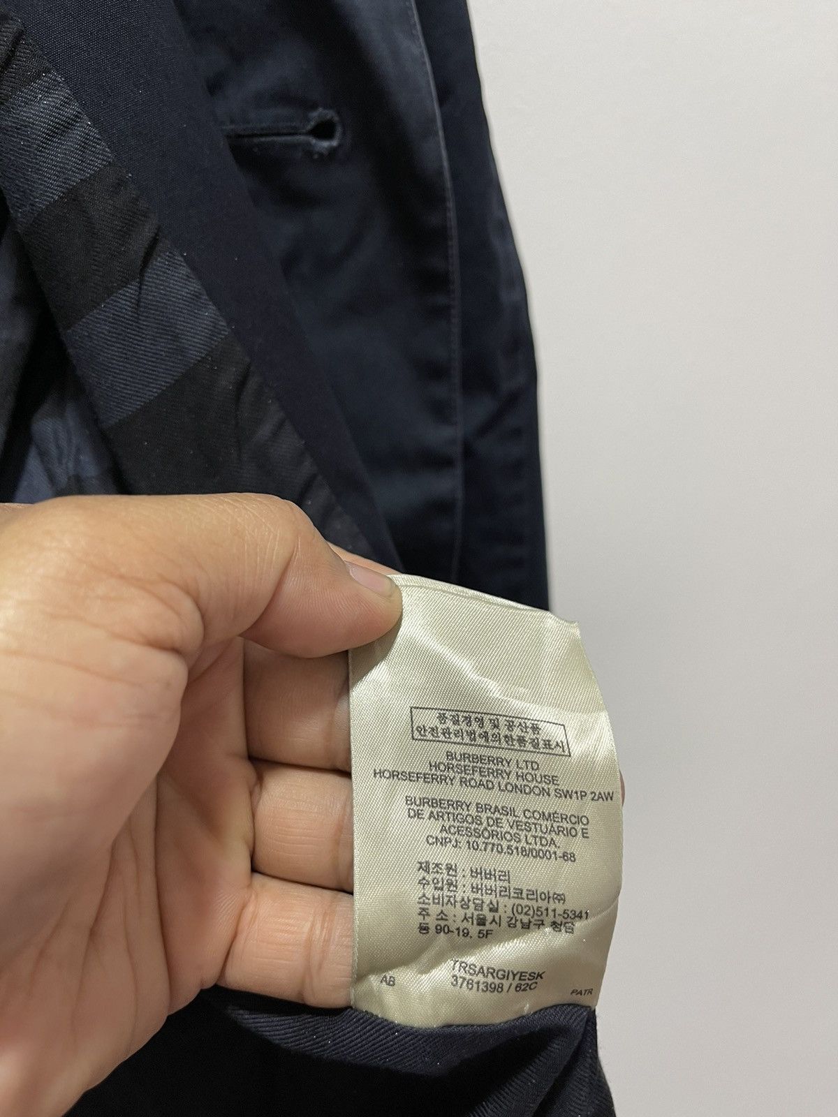 Burberry × Vintage VINTAGE BURBERRY BUTTONNED LONG JACKET Size US S / EU 44-46 / 1 - 11 Thumbnail