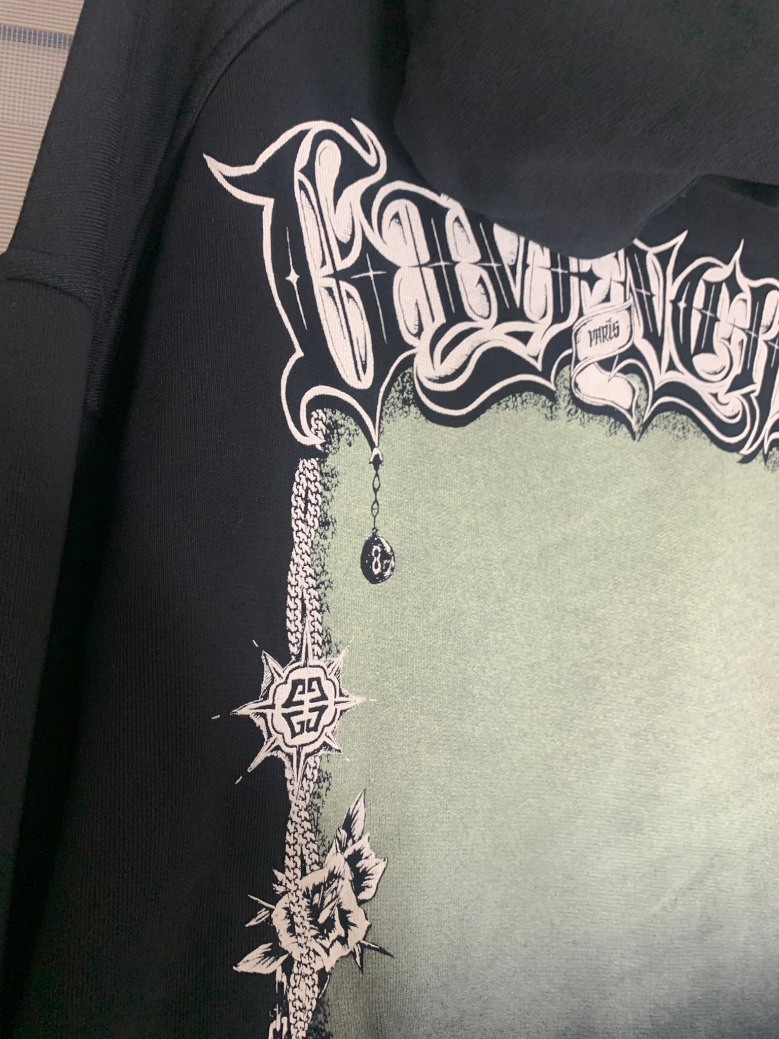 Givenchy Chain Empty Frame Hoodie in Black Size US S / EU 44-46 / 1 - 9 Thumbnail