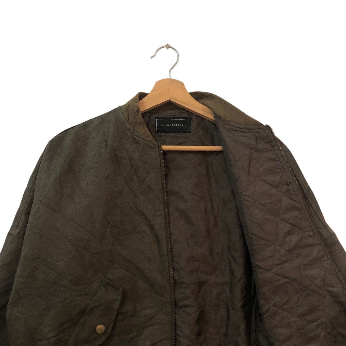 Japanese Brand VINTAGE BOMBER JACKET RIOT RIOT DESIGN ALICIA PAGEBOY JAPAN Size US M / EU 48-50 / 2 - 9 Thumbnail