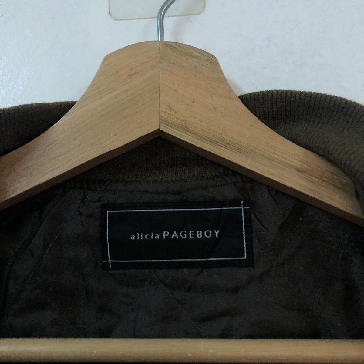 Japanese Brand VINTAGE BOMBER JACKET RIOT RIOT DESIGN ALICIA PAGEBOY JAPAN Size US M / EU 48-50 / 2 - 10 Thumbnail