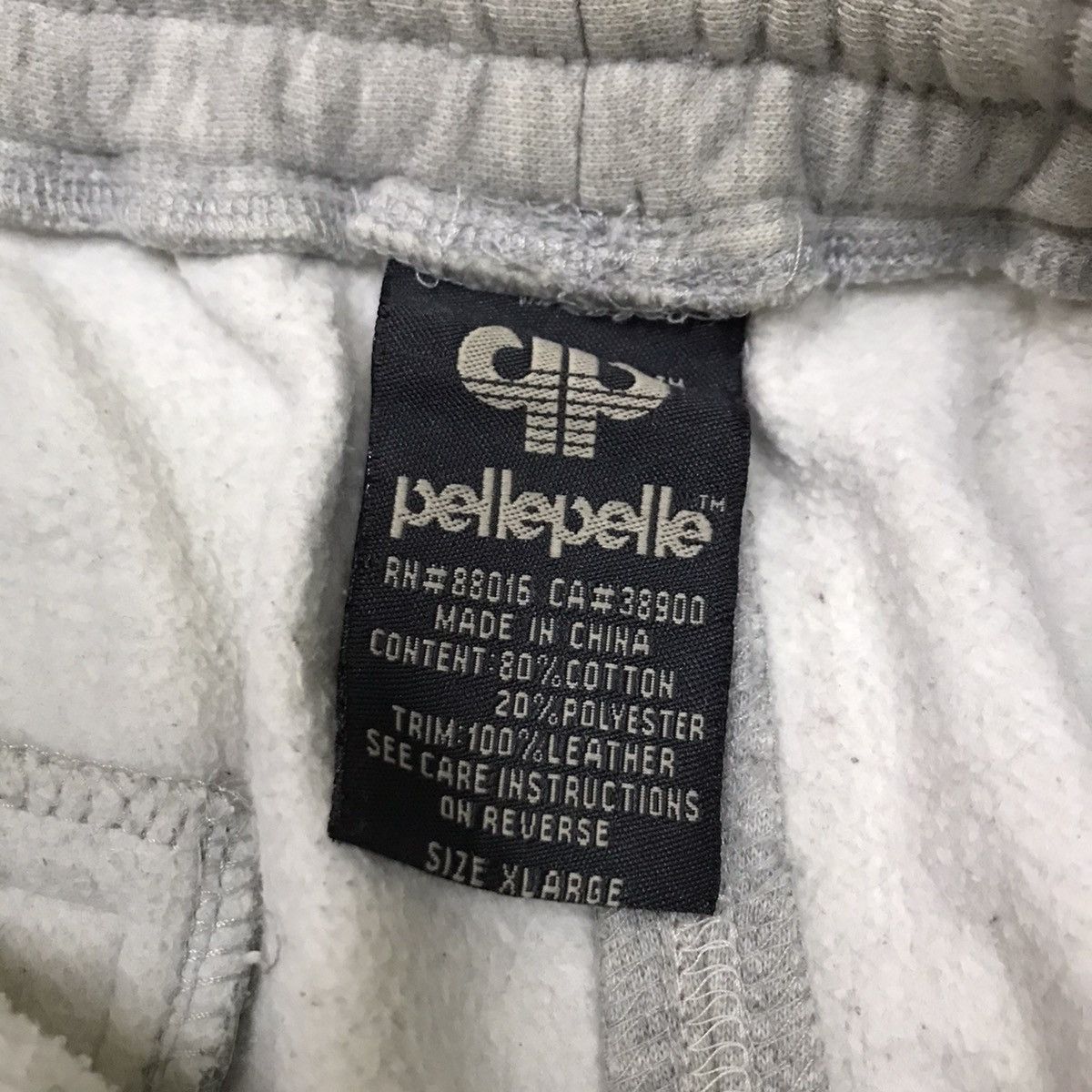 Pelle Pelle VINTAGE PELLE PELLE MARC BUCHANAN SWEAT JOGGER PANTS Size US 34 / EU 50 - 10 Thumbnail