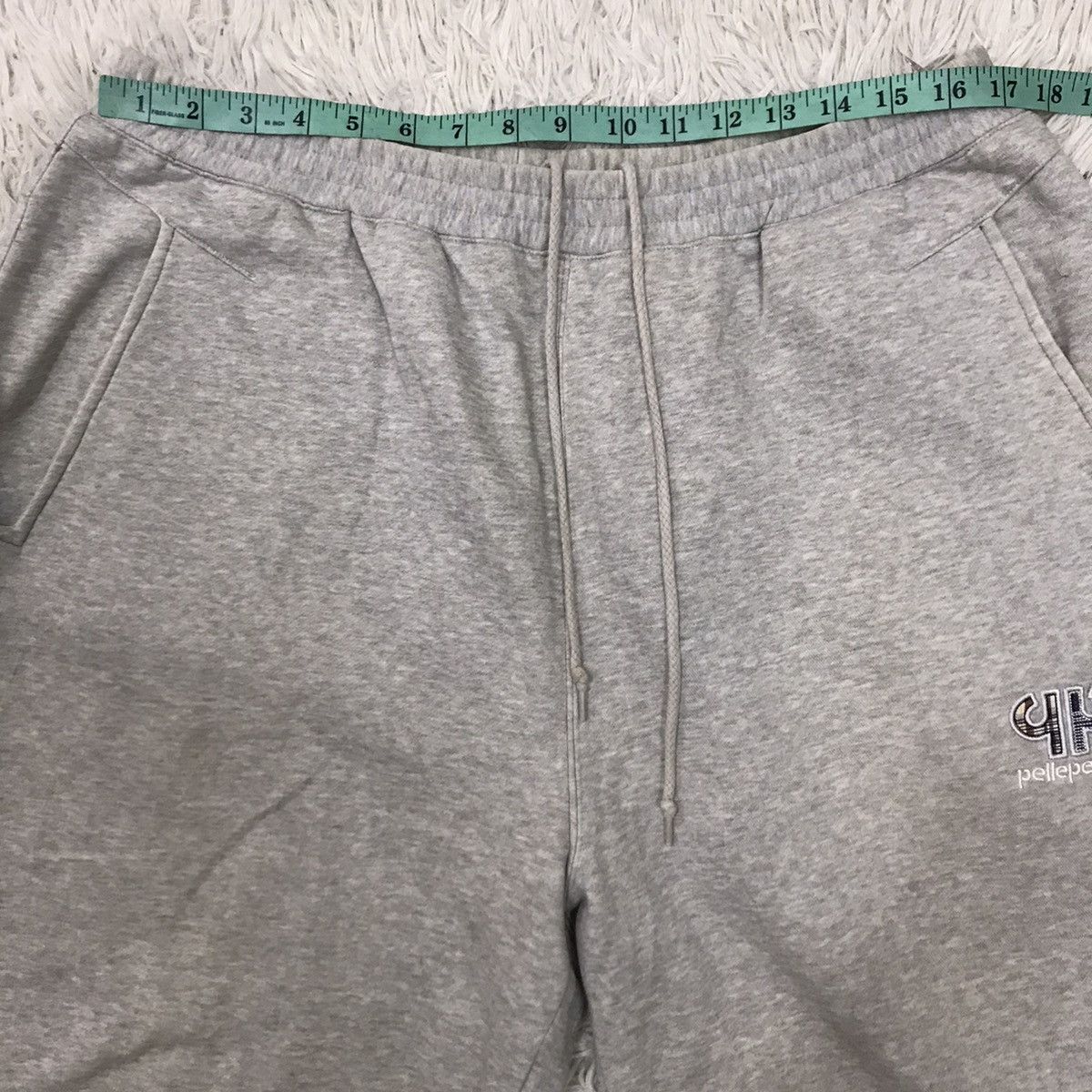 Pelle Pelle VINTAGE PELLE PELLE MARC BUCHANAN SWEAT JOGGER PANTS Size US 34 / EU 50 - 12 Thumbnail