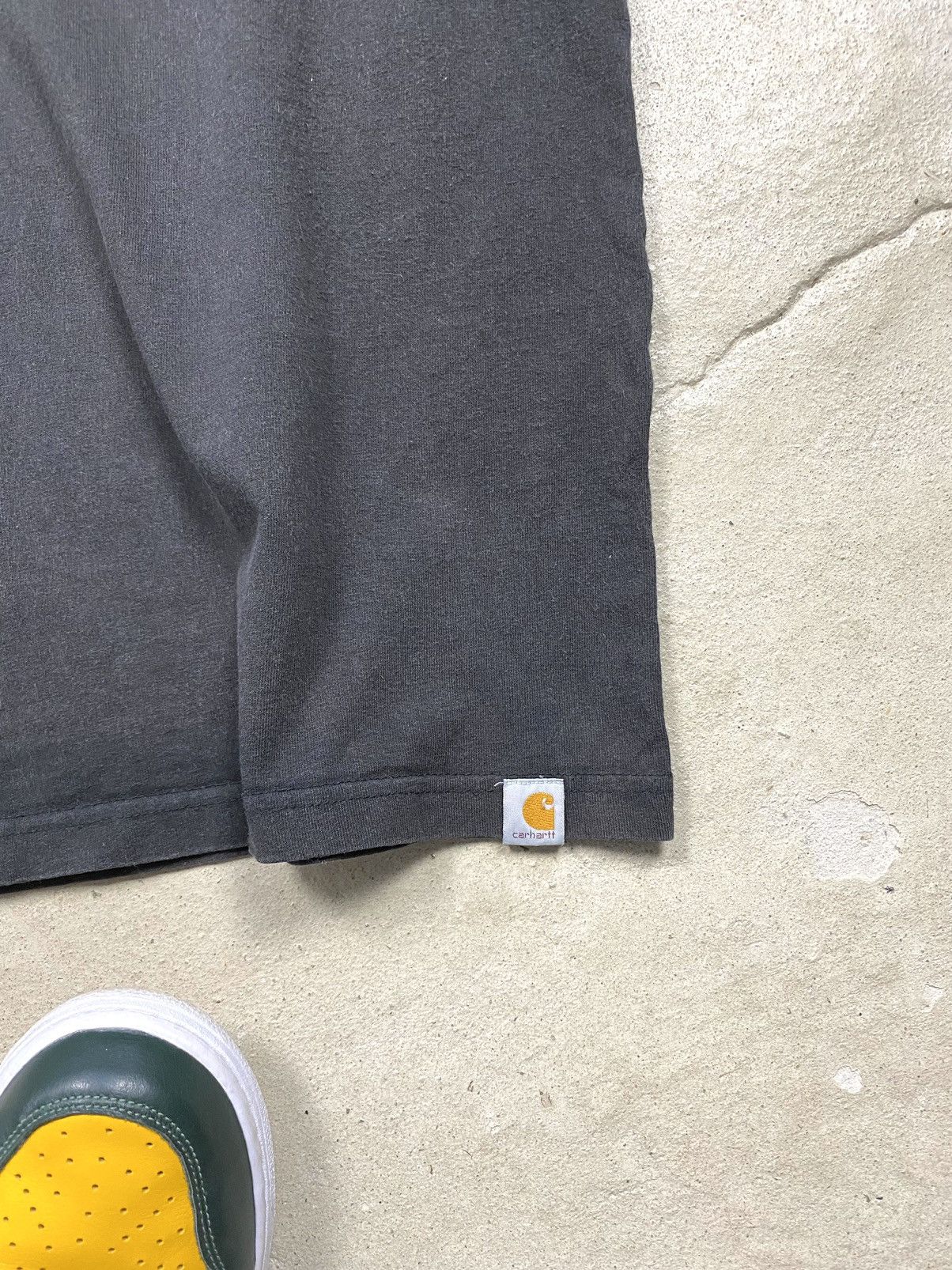 Carhartt 90’s Vintage Carhartt Sun Faded T Shirt Y2K Hype Size US XL / EU 56 / 4 - 7 Thumbnail