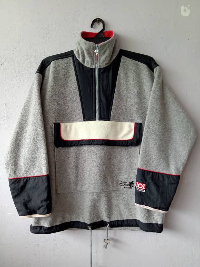 Vintage Disney 101 Dalmations Fleece Sweatshirt