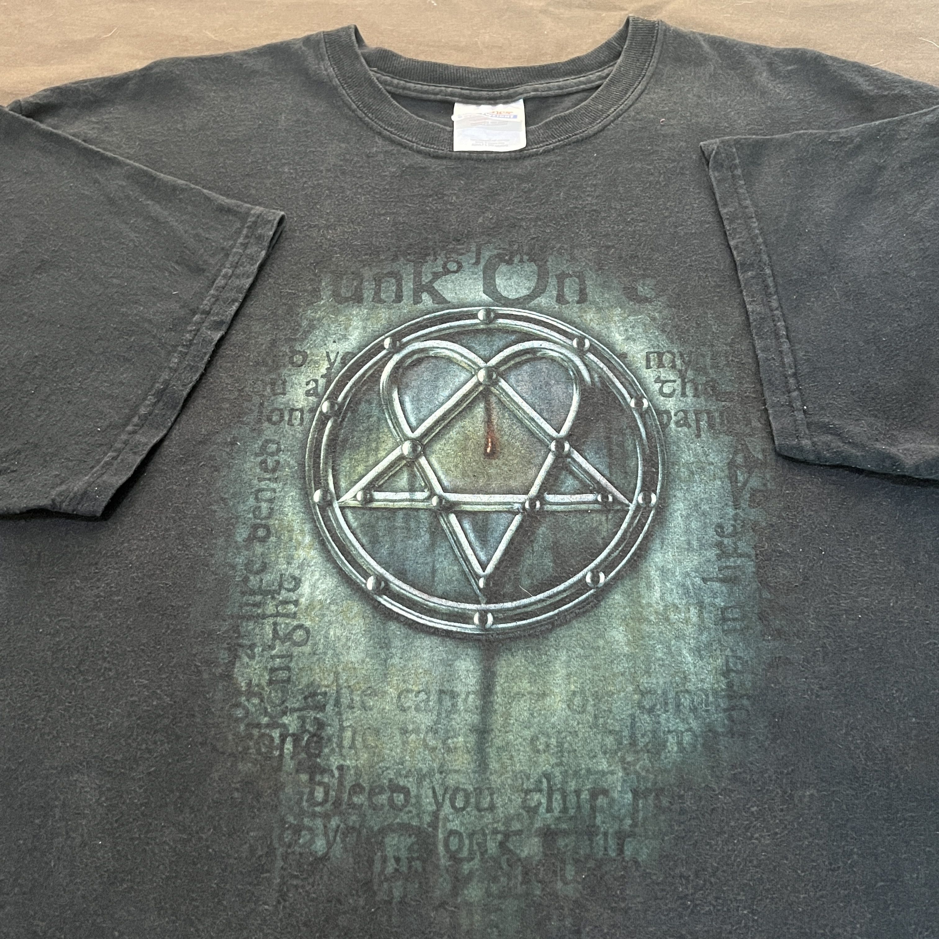 Band Tees × Seditionaries × Vintage Vintage Y2K 2000s HIM logo Promo Tee Faded Gothic metal Size US L / EU 52-54 / 3 - 1 Thumbnail
