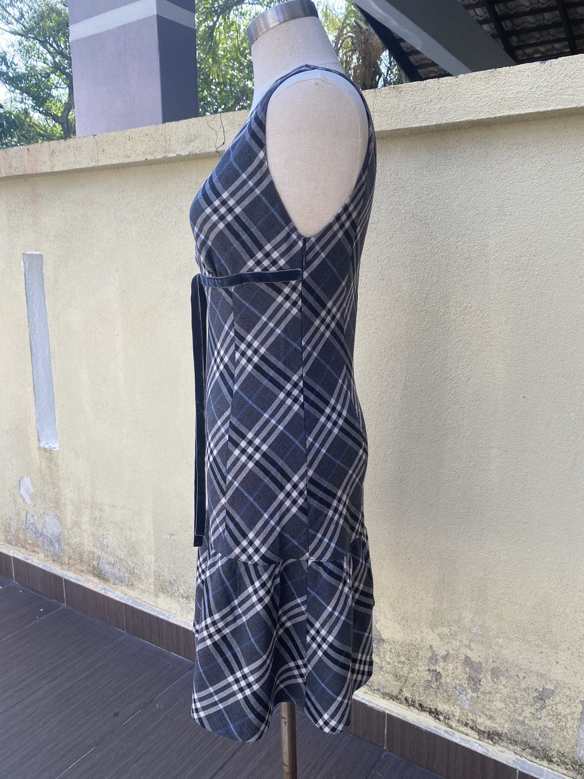 Burberry vintage burberry midi dress Size S / US 4 / IT 40 - 3 Thumbnail