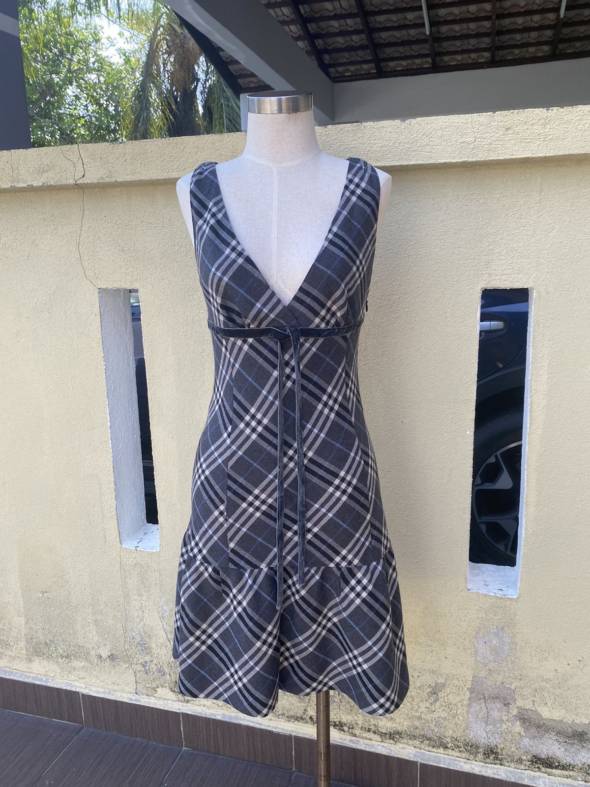 Burberry vintage burberry midi dress Size S / US 4 / IT 40 - 11 Thumbnail