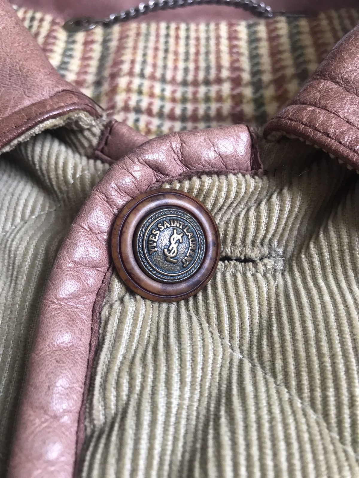 Yves Saint Laurent Yves Saint Laurent quilted jacket Size US L / EU 52-54 / 3 - 9 Thumbnail