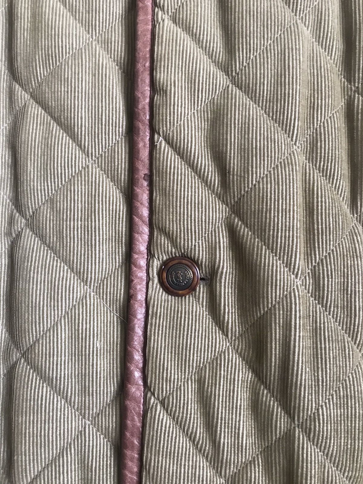 Yves Saint Laurent Yves Saint Laurent quilted jacket Size US L / EU 52-54 / 3 - 18 Thumbnail