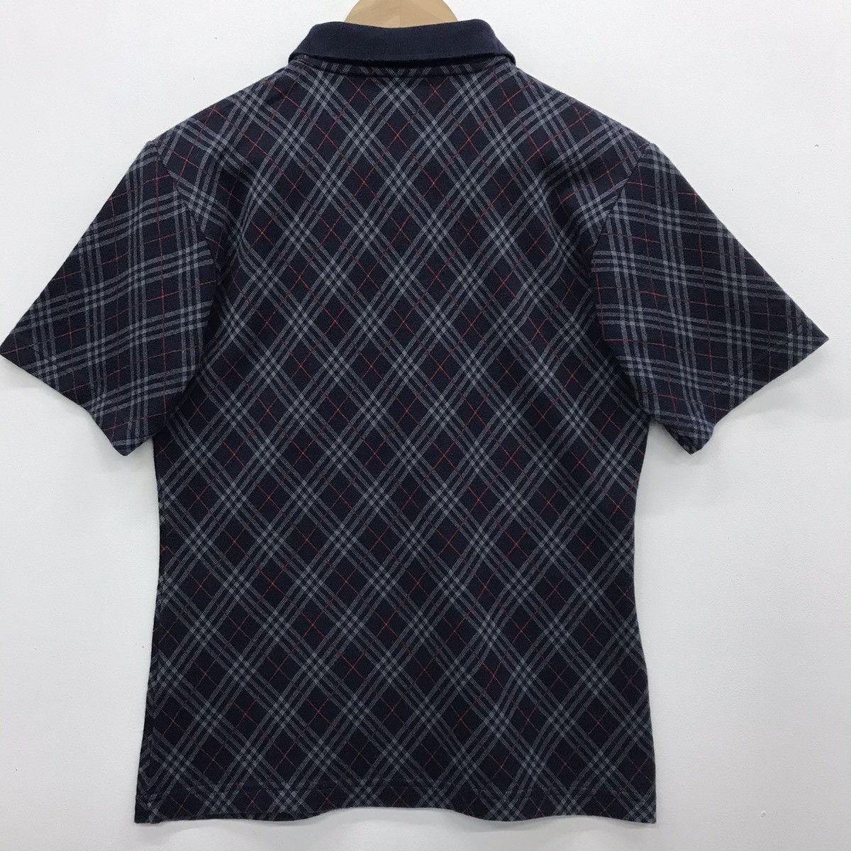 Burberry Rare burberry nova check polo tshirt button ups Size US L / EU 52-54 / 3 - 8 Thumbnail