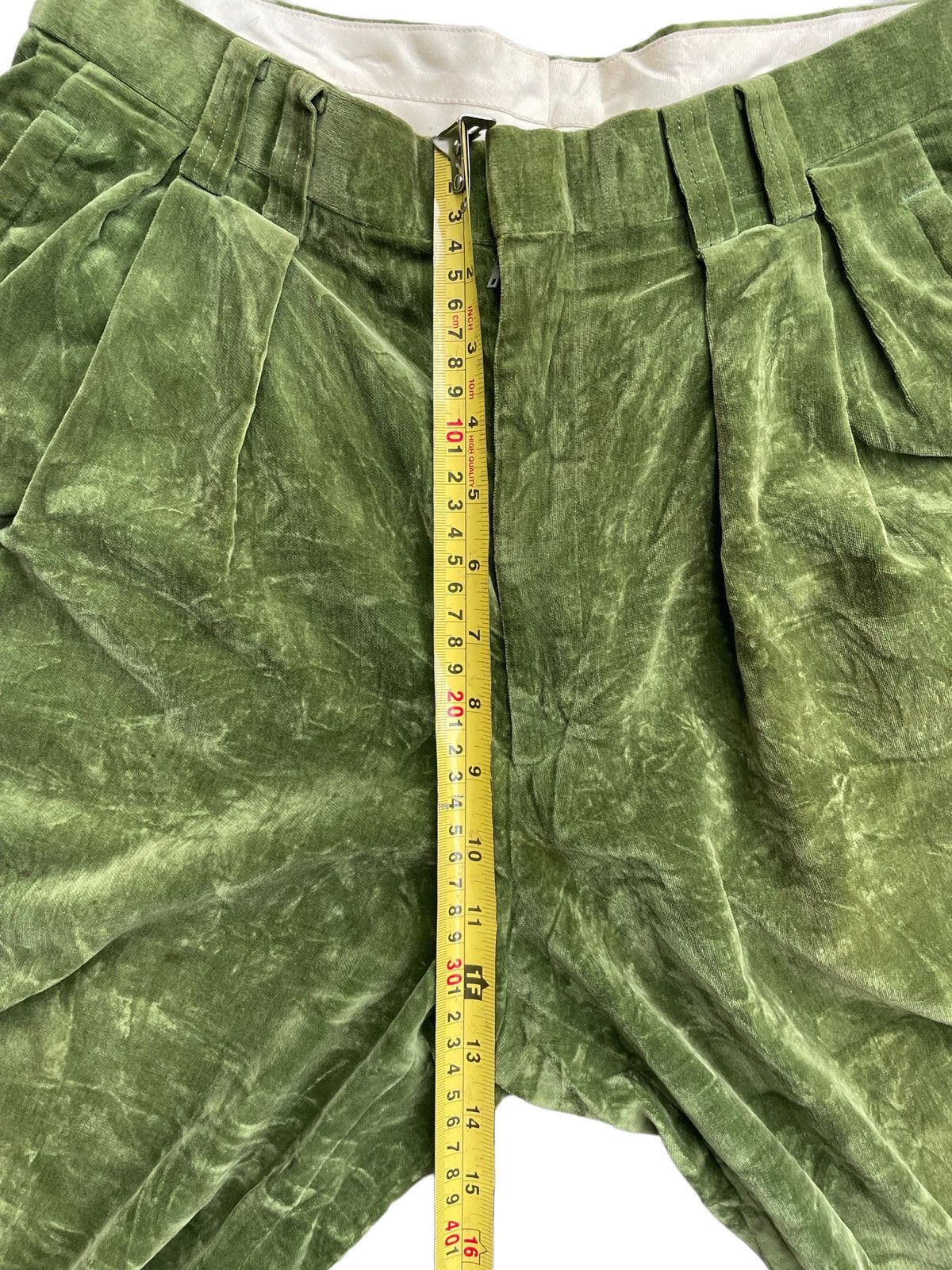 Japanese Brand Japanese Brand Crispa Company Streetstyle Velvet Pants Size US 29 - 10 Thumbnail